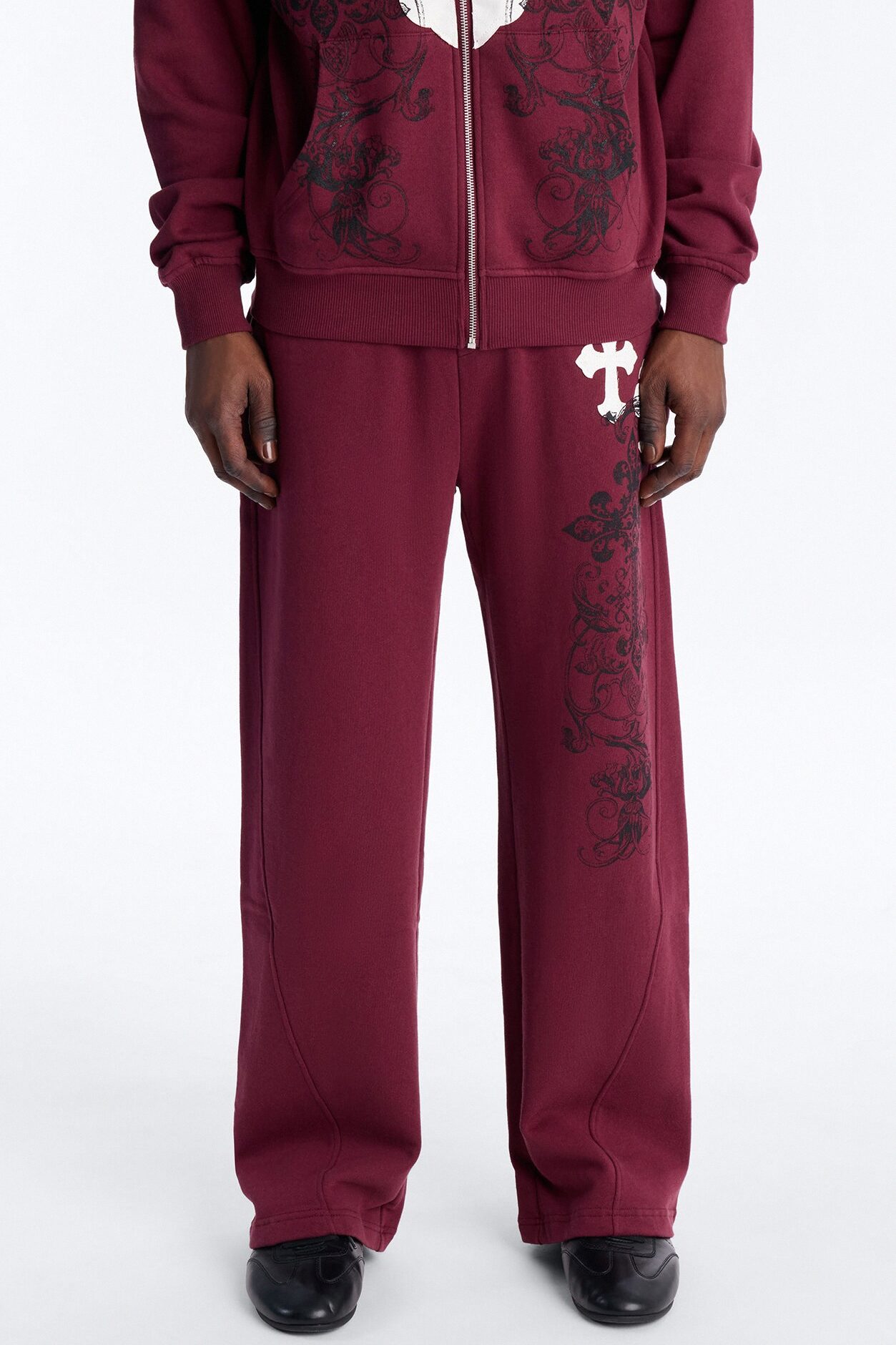 Cross Patch Sweatpants - Burgundy