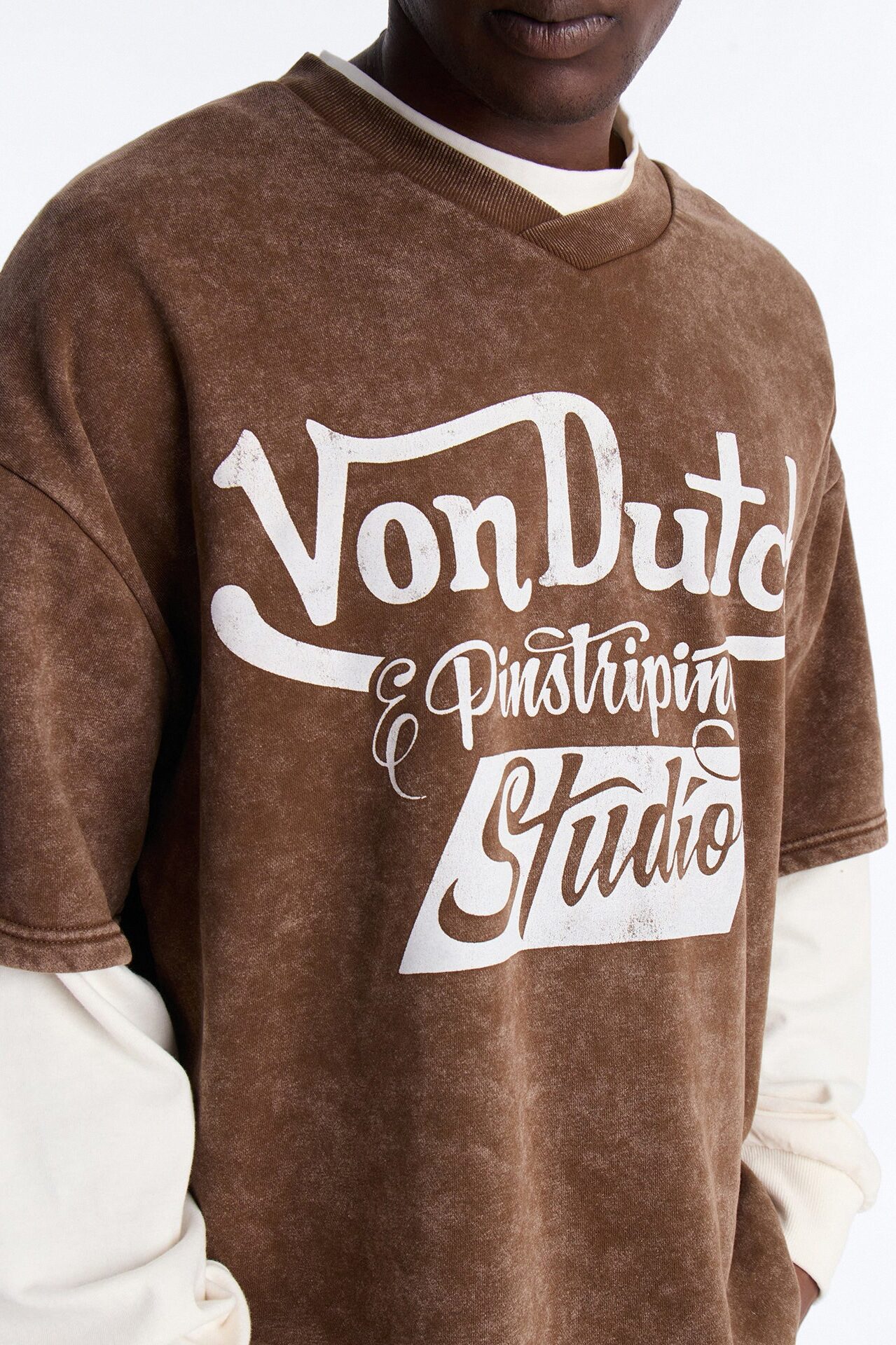 Von Dutch Studio Oversized Fleece Twofer - Brown