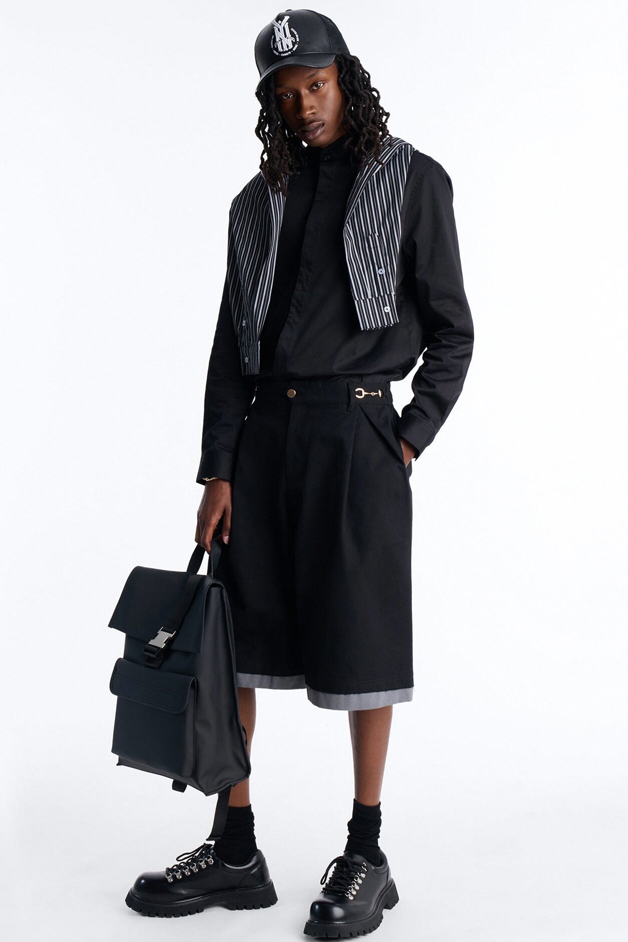 Baggy Pleated Milano Short - Black