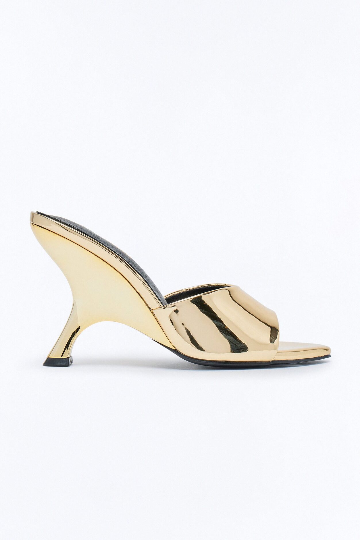 Avie Metallic Wedges - Gold