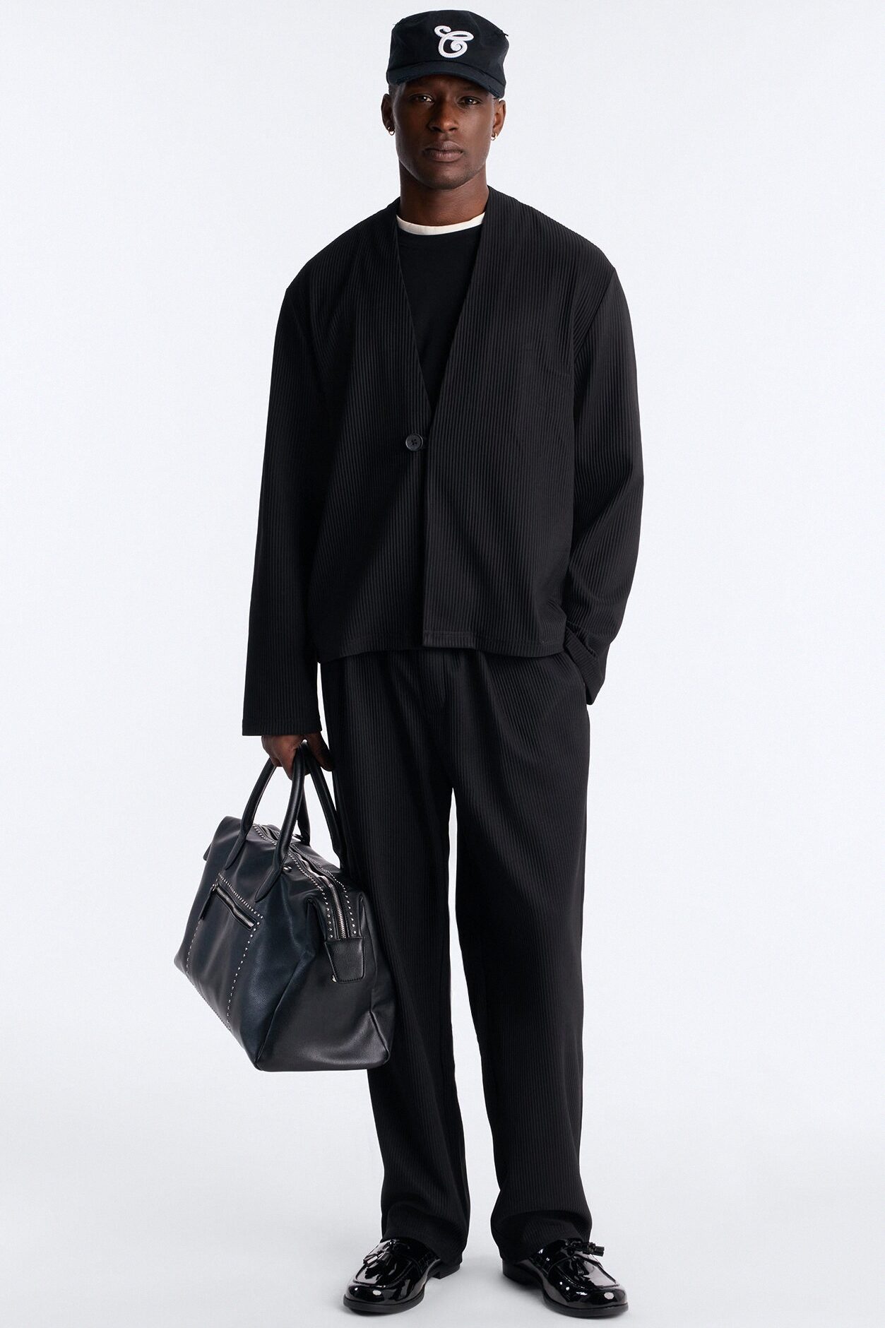 Show Up Straight Pleated Casual Trouser - Black