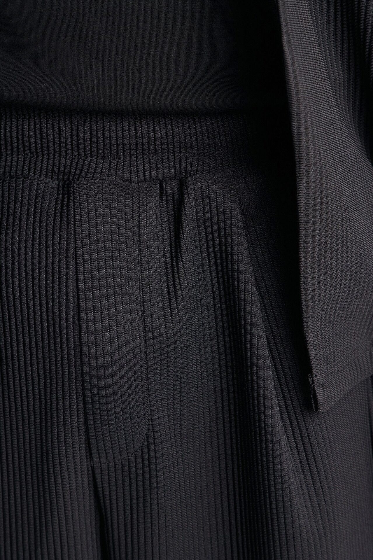 Show Up Straight Pleated Casual Trouser - Black