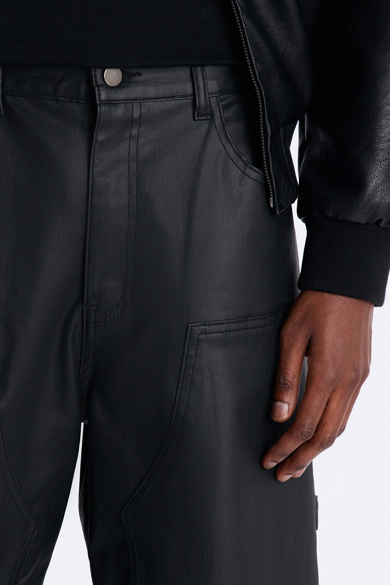 Baggy Liquid Coated Waxed Short - Black