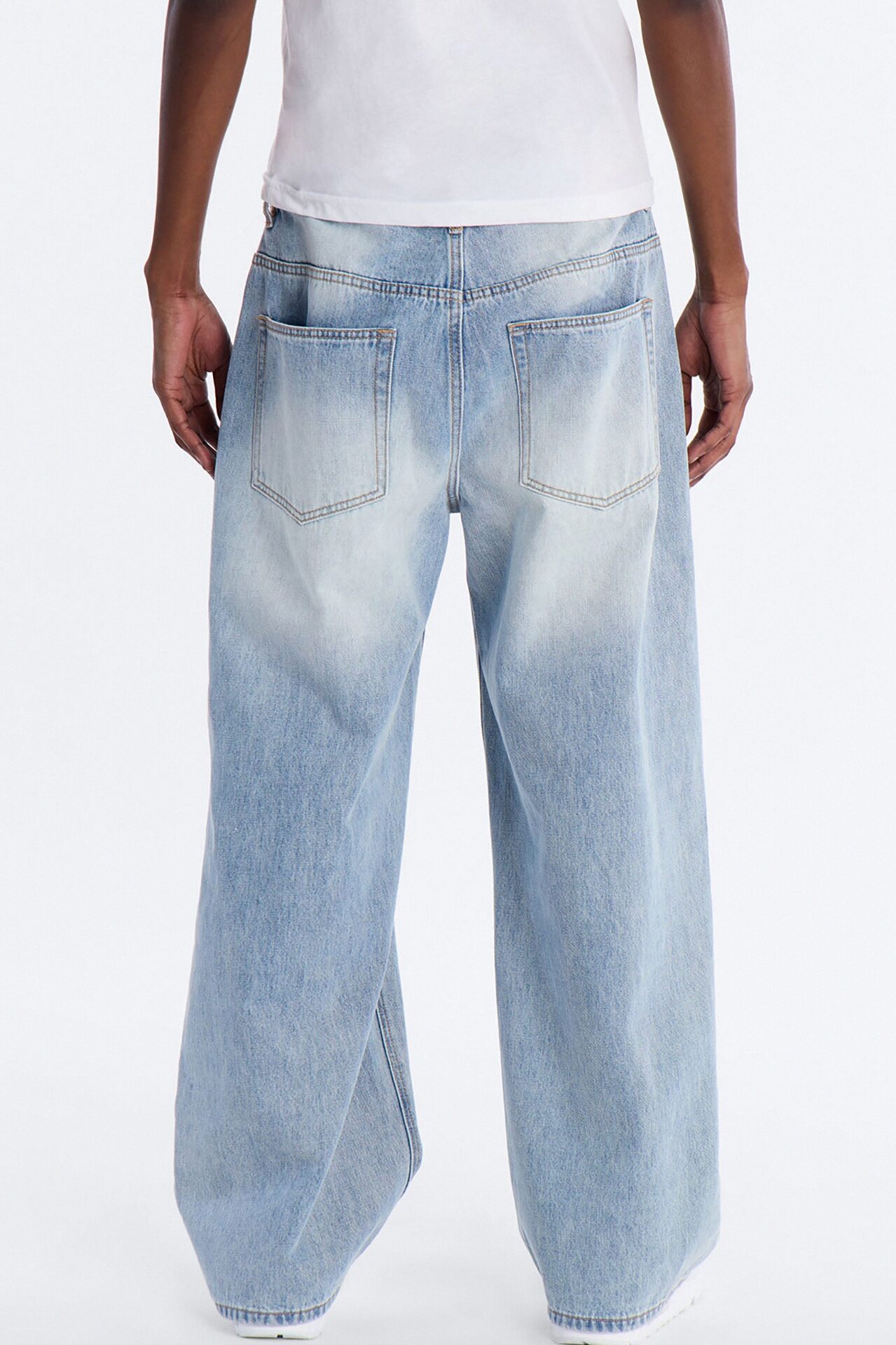 Essential Destroyed Baggy Rigid Jean - Light Blue Wash
