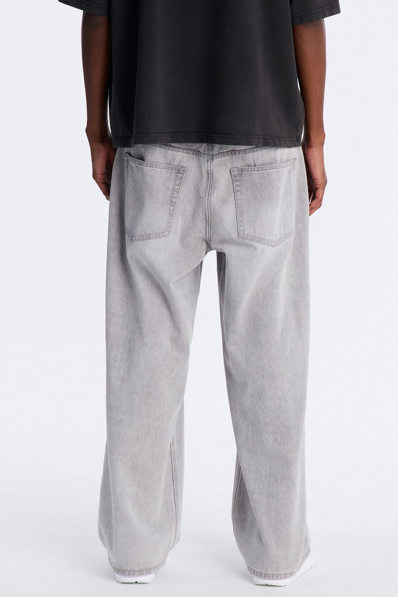 Essential Destroyed Baggy Rigid Jean - Grey