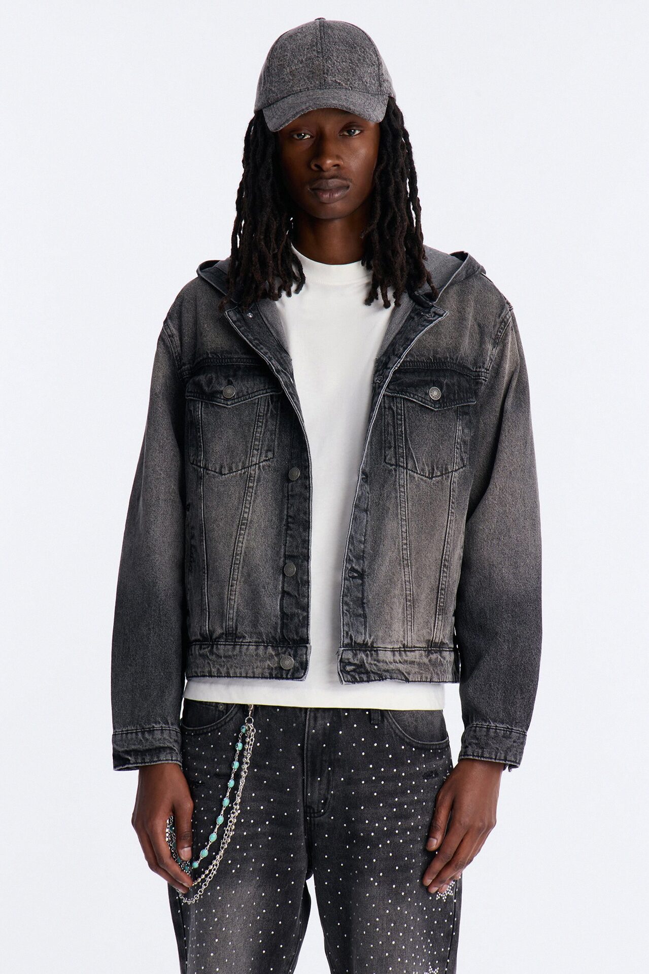 Shrunken Off Duty Denim Trucker Jacket - Black Wash