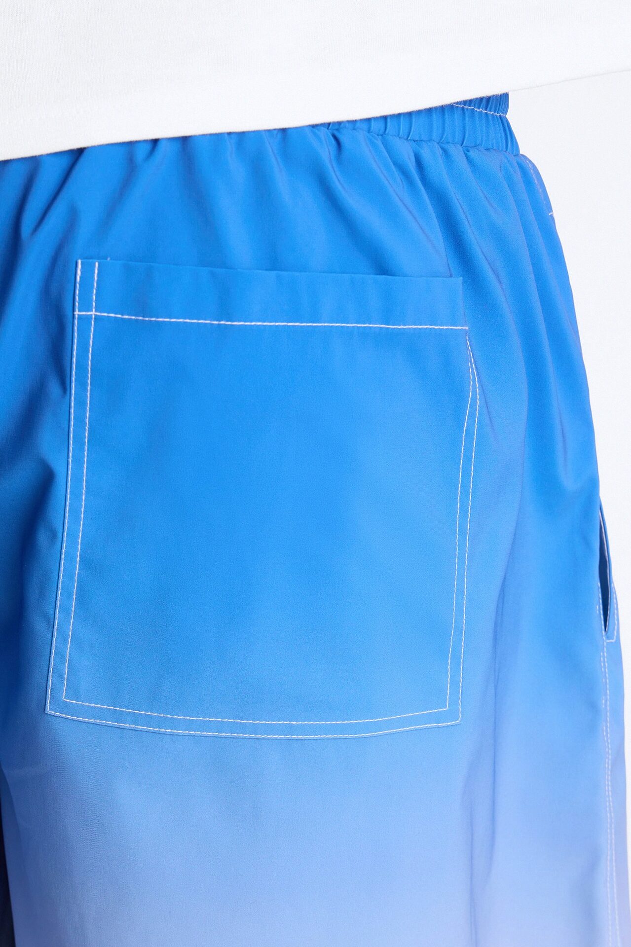 Relaxed Fade Away Ombre Short - Blue