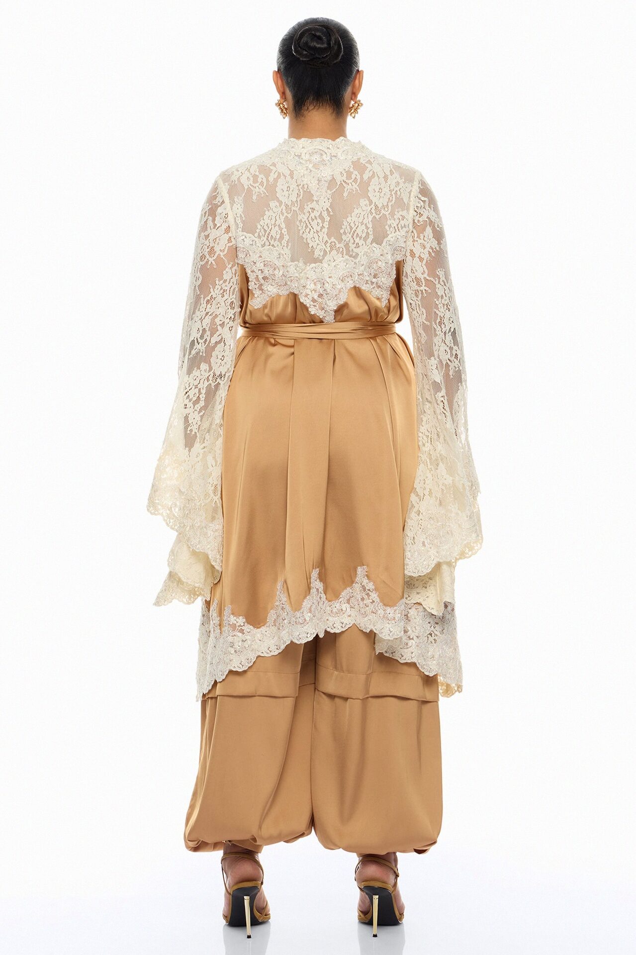 Cathryn Lace Satin Kimono - Gold