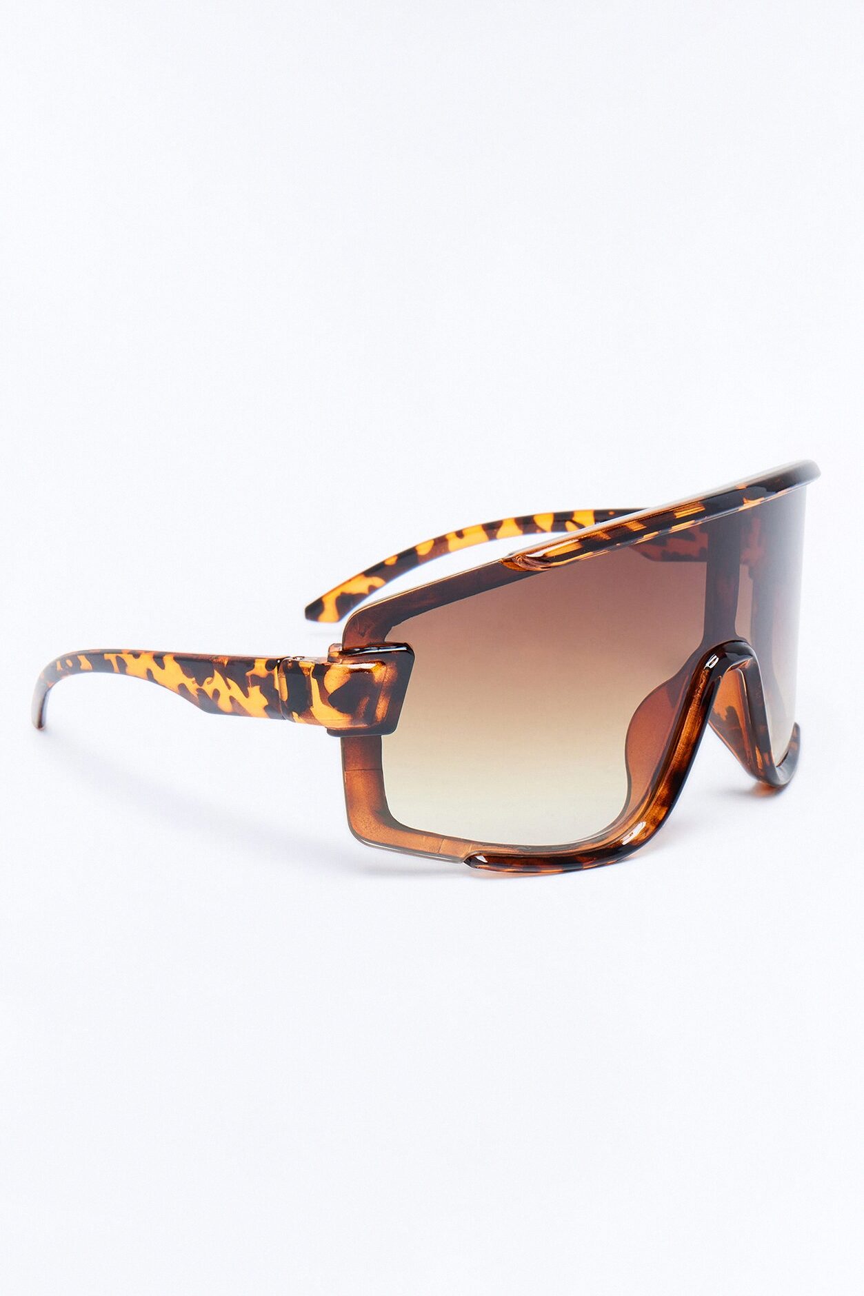 Pent House View Sunglasses - Tortoise