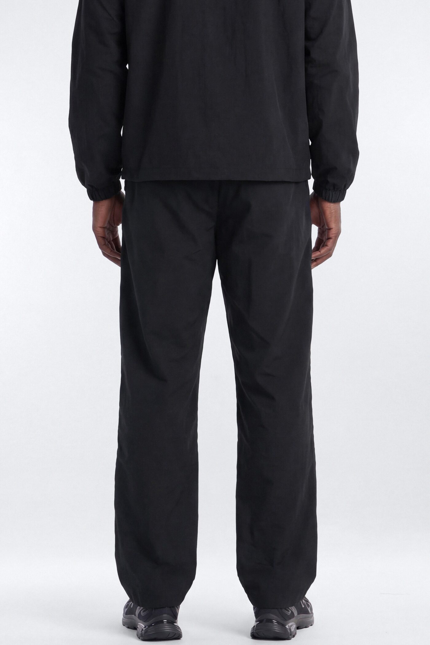 CoreNylon 32″ Front Snap Active Pants - Black
