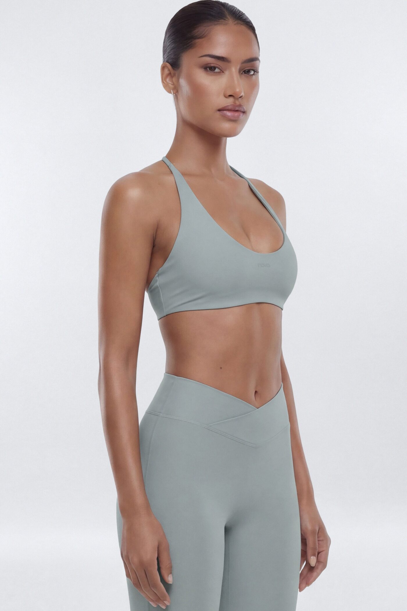 AirSculpt™ Scoop Halter Sports Bra - Steel