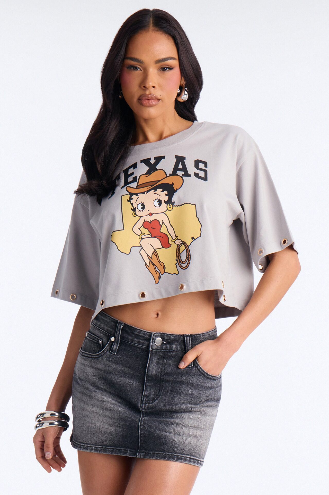 Betty Boop Texas Cropped Tee With Studs - Light Grey