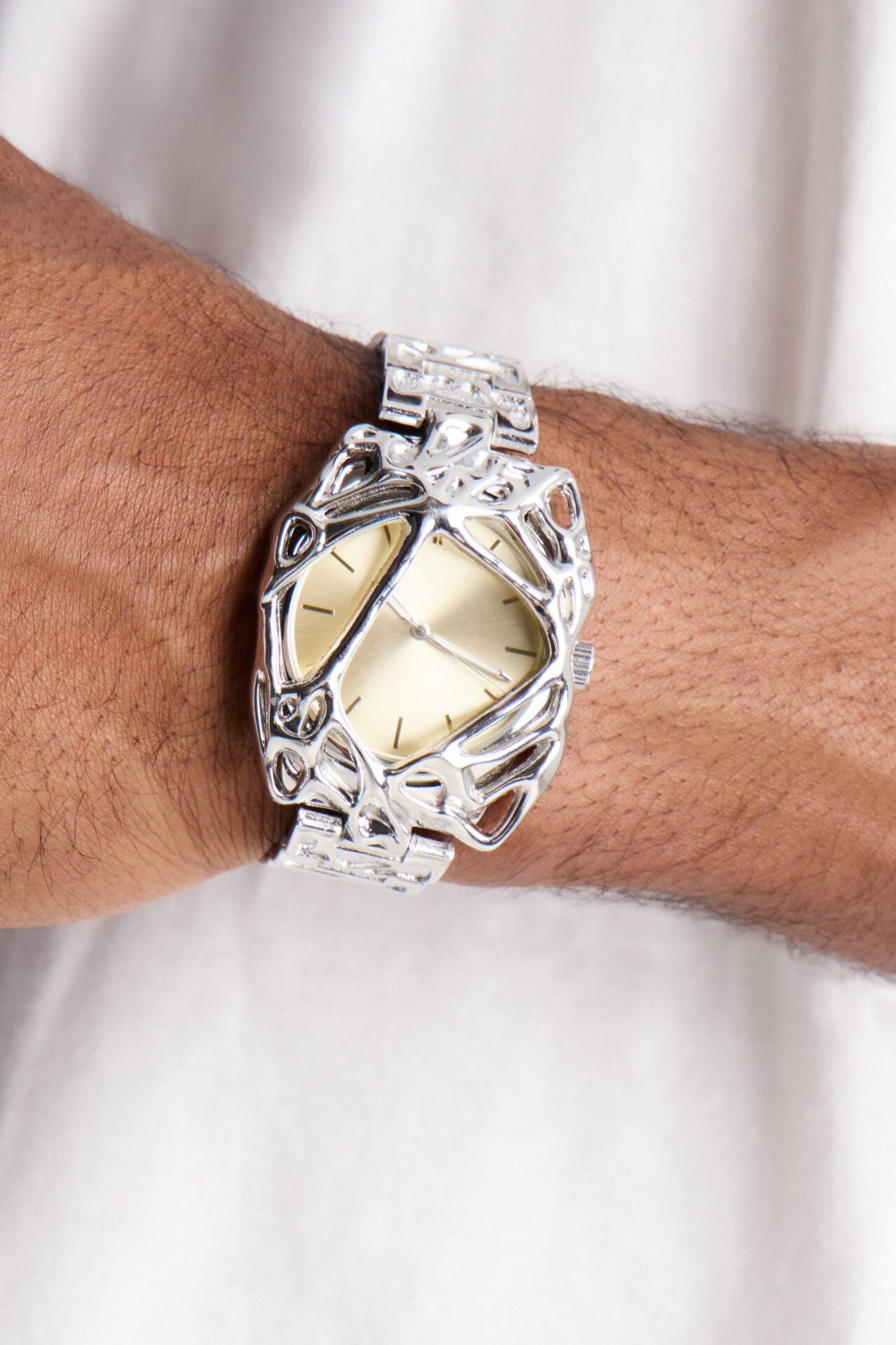 Through The Lens Warped Cased Analog Watch - Silver/Combo