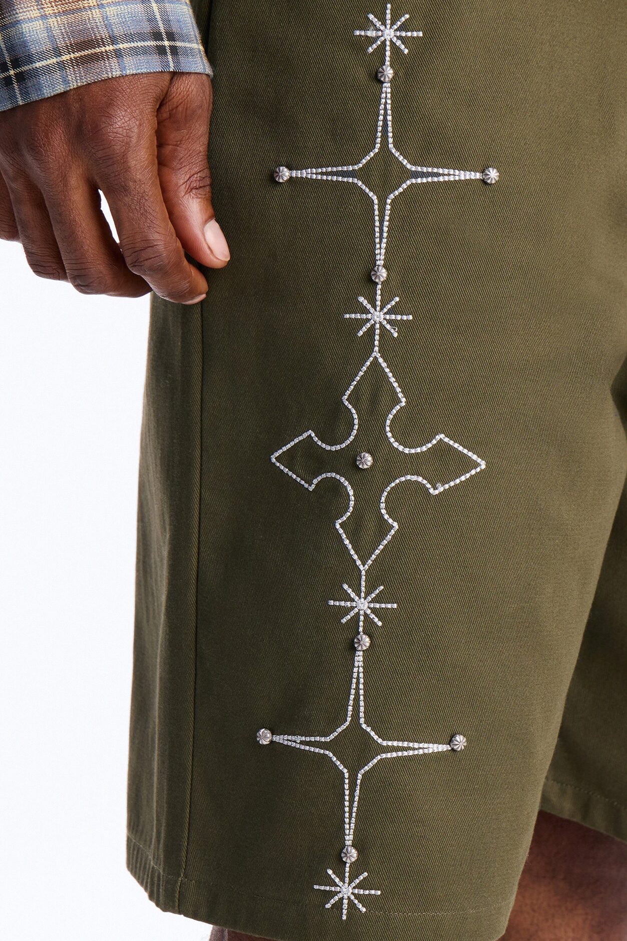 Relaxed Vatican City Stitched Embellished Short - Olive