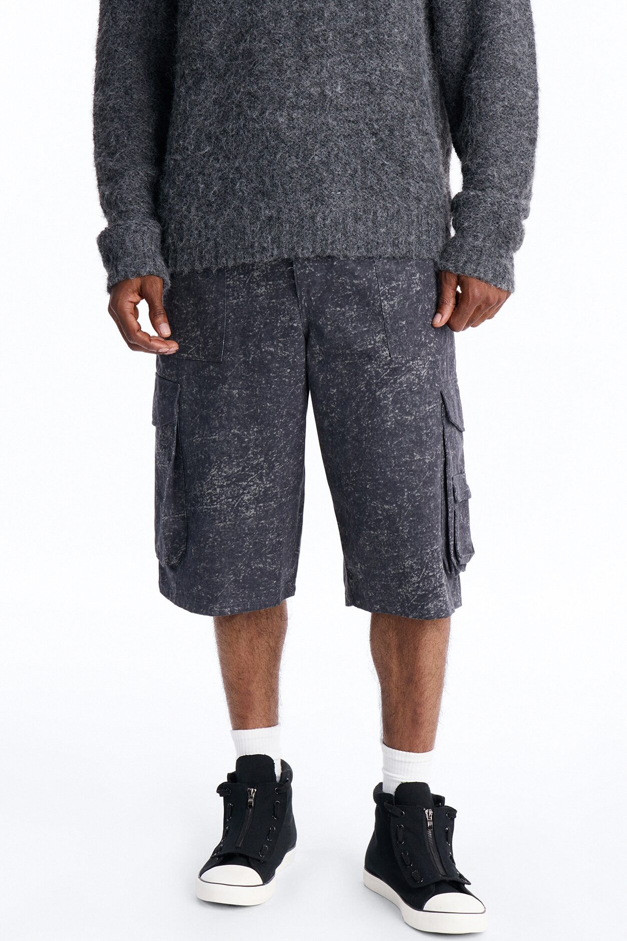 Baggy Mental State Cargo Short - Charcoal