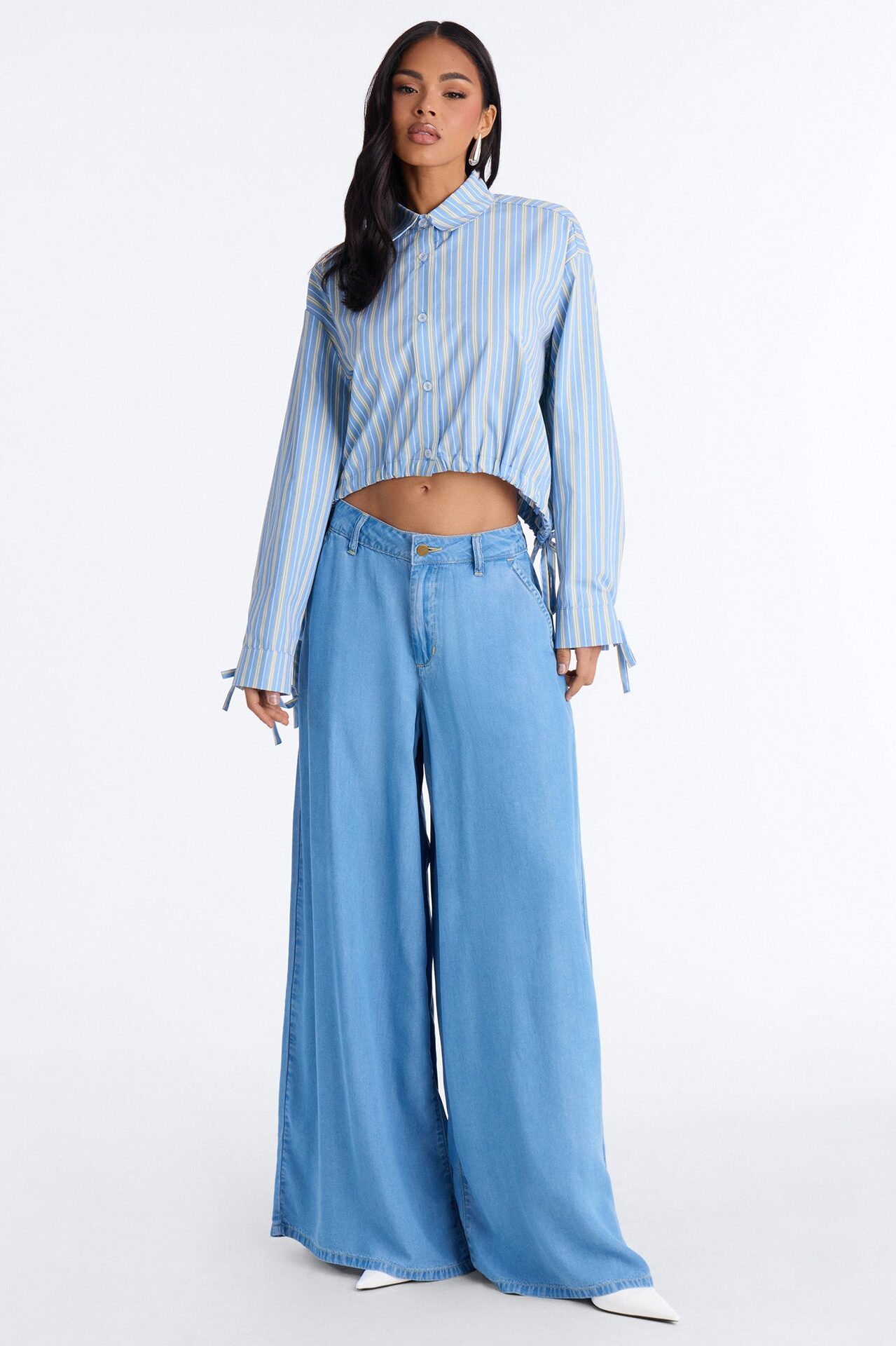High Tempo Chambray Super Low Rise Pant 32″ - Light Wash