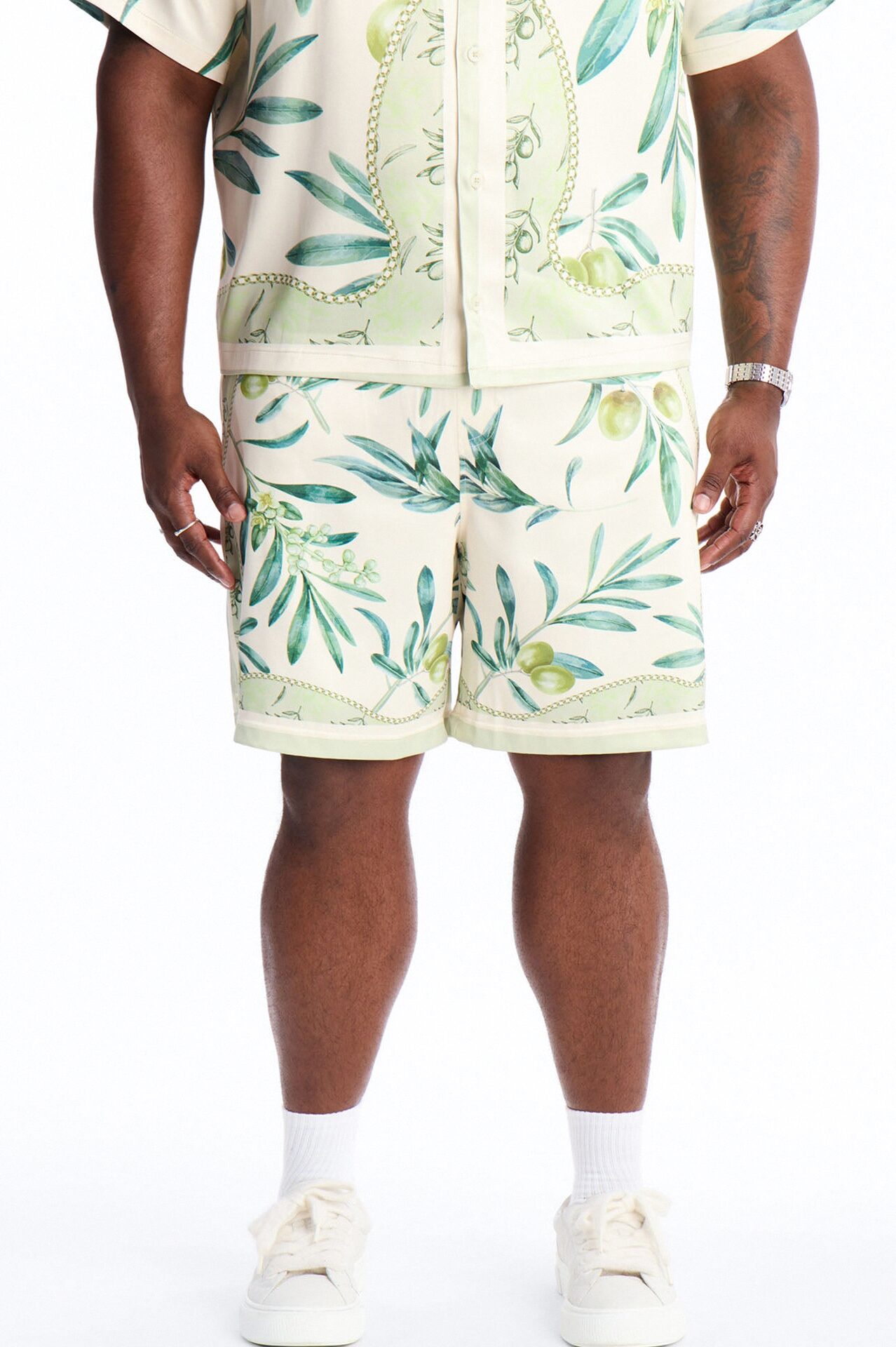 Relaxed Mediterranean Orchard Short - Green