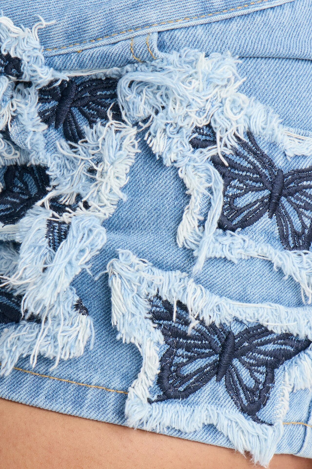Butterfly Garden Low Rise Denim Shorts - Light Wash