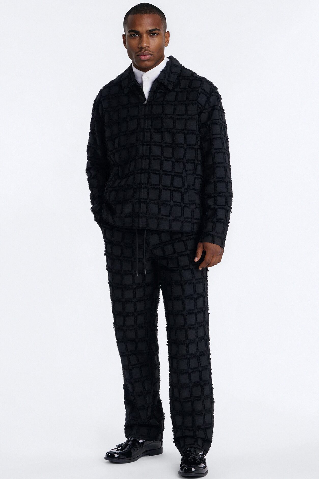 Straight Quadrate Textured Trouser - Black