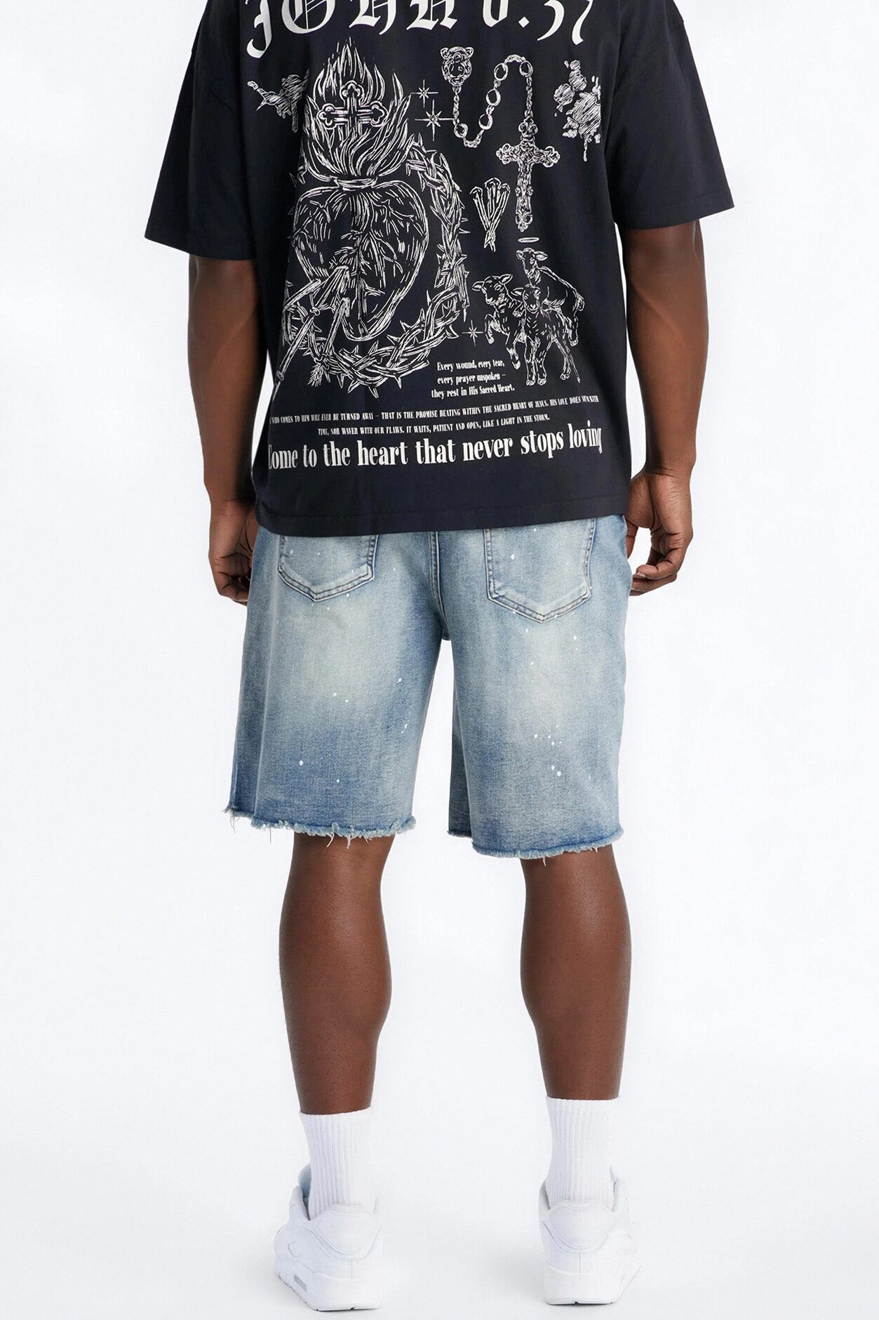 Relaxed Paisley District Denim Short - Medium Blue Wash