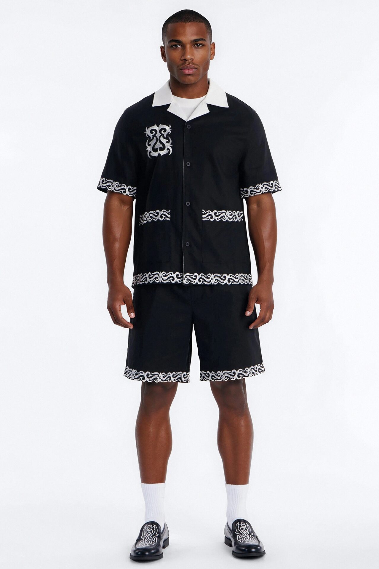 Relaxed Coastal Isla Short - Black