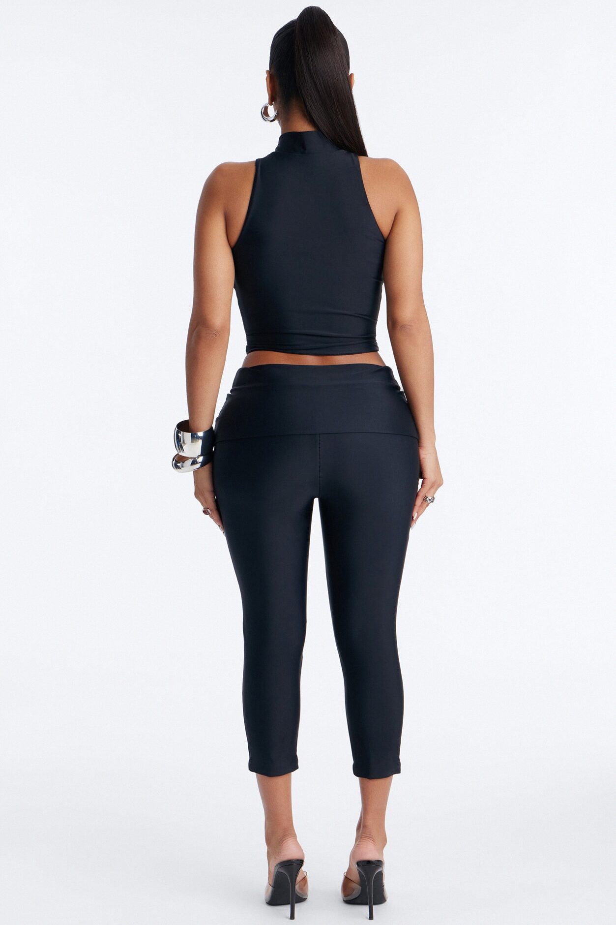 Roxy Form Double Lined Capri Pant Set - Black