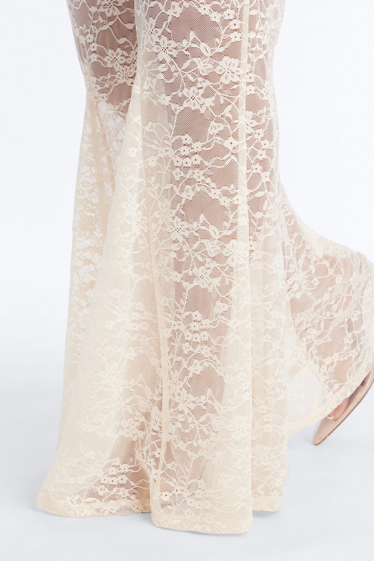 Emmalyn Lace Flare Pant - Cream