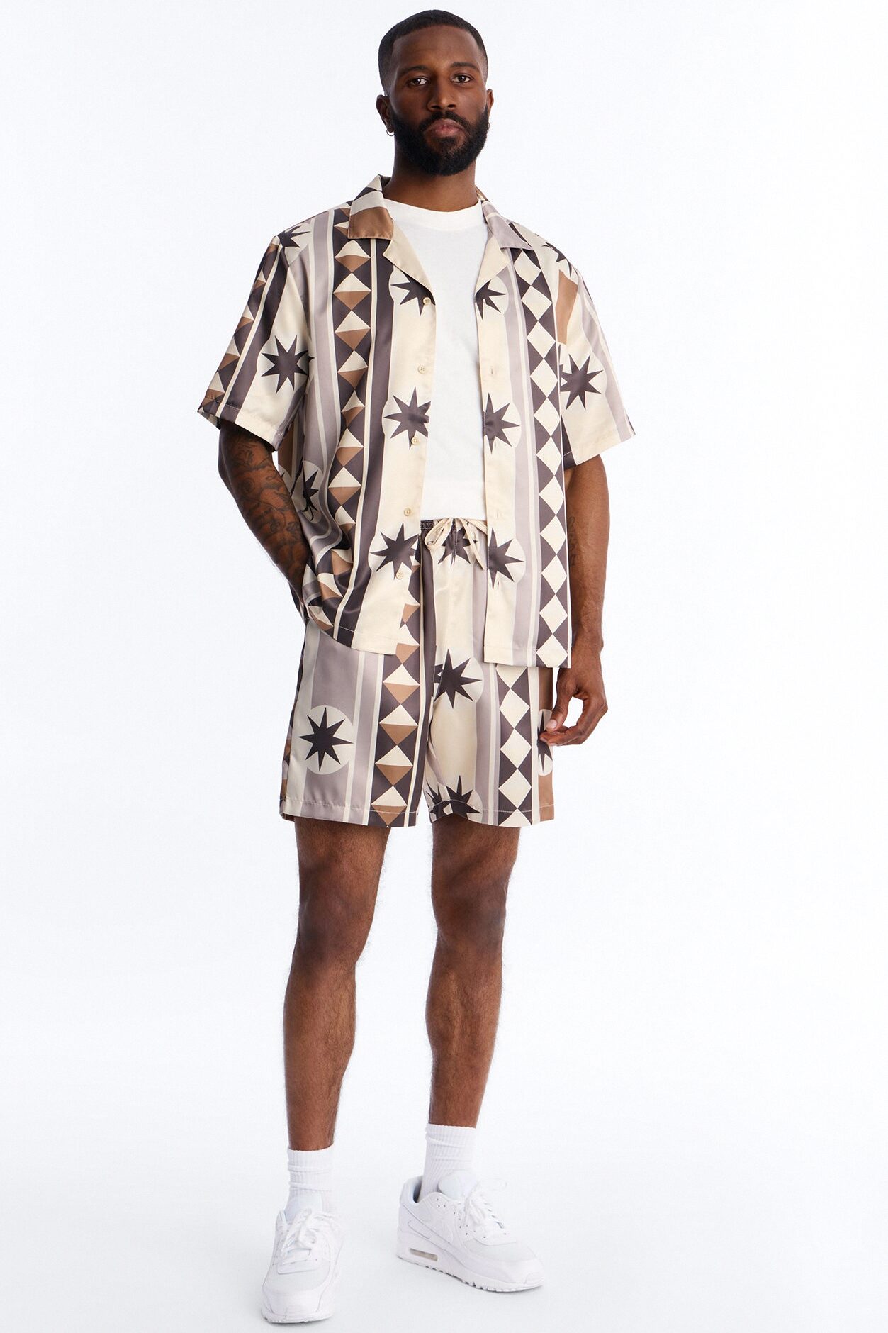 Toscana Geo Relaxed Short - Tan