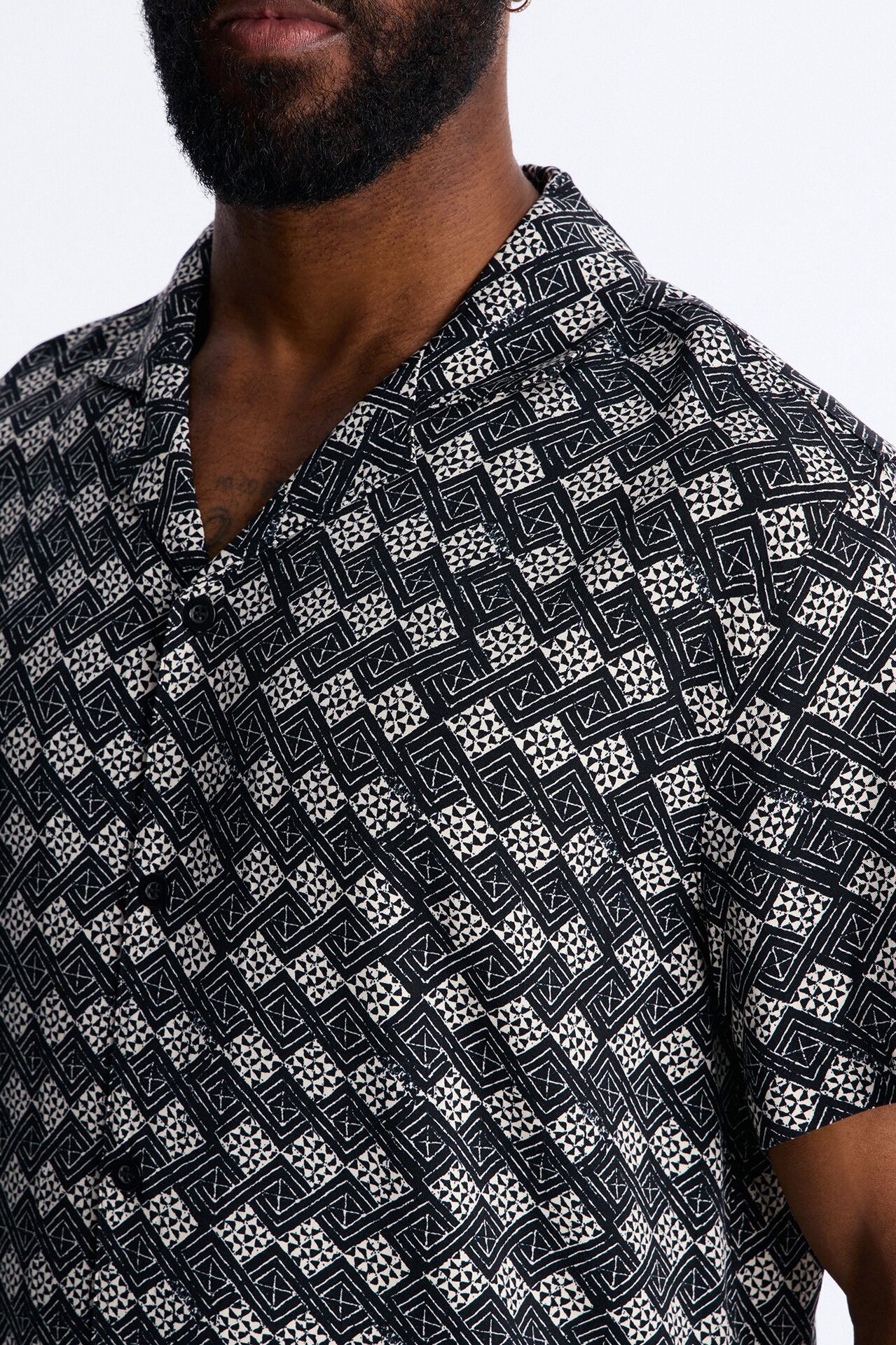 Royale Cuban Collar Button Up Shirt - Black