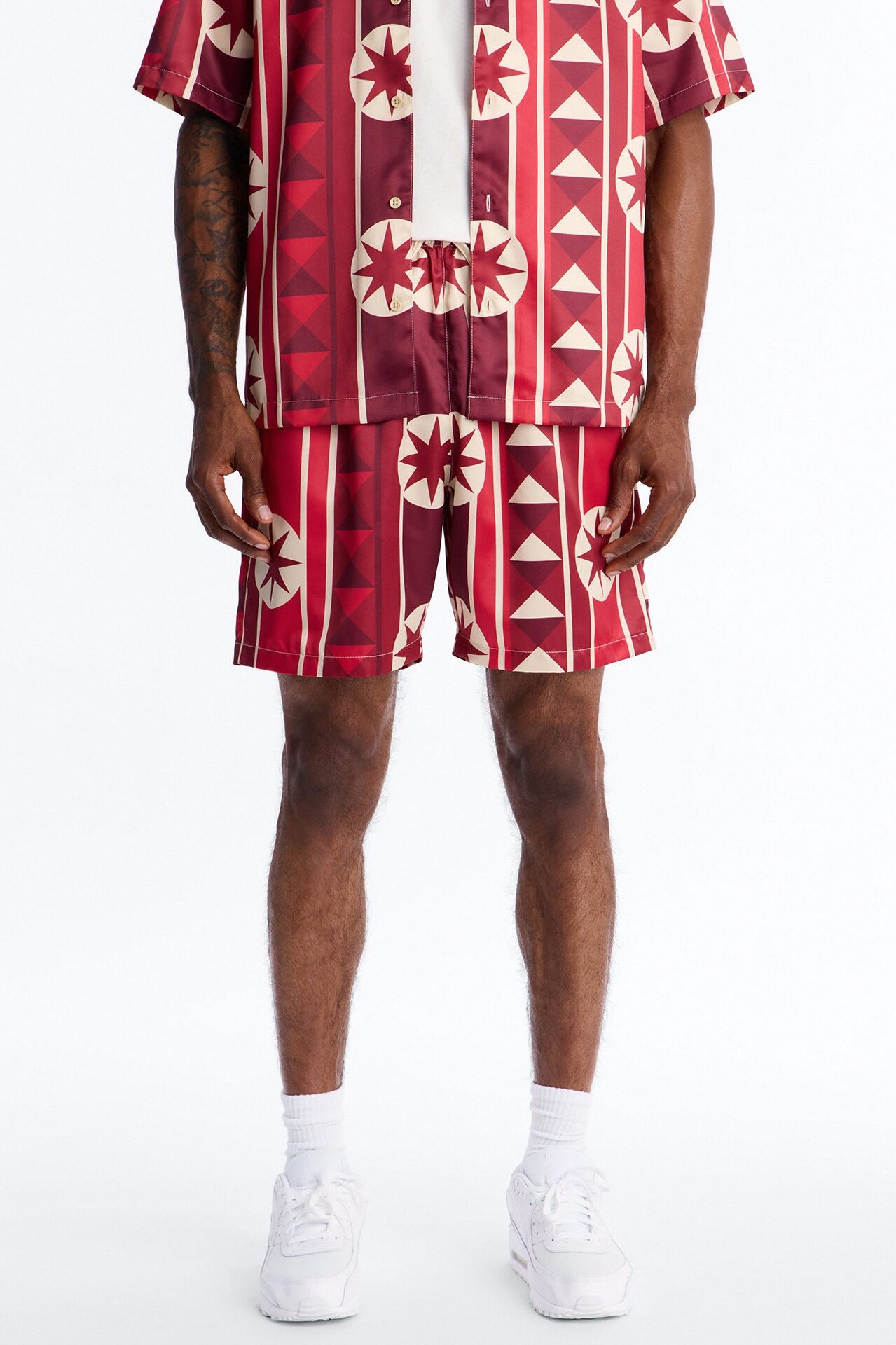 Toscana Geo Relaxed Short - Red