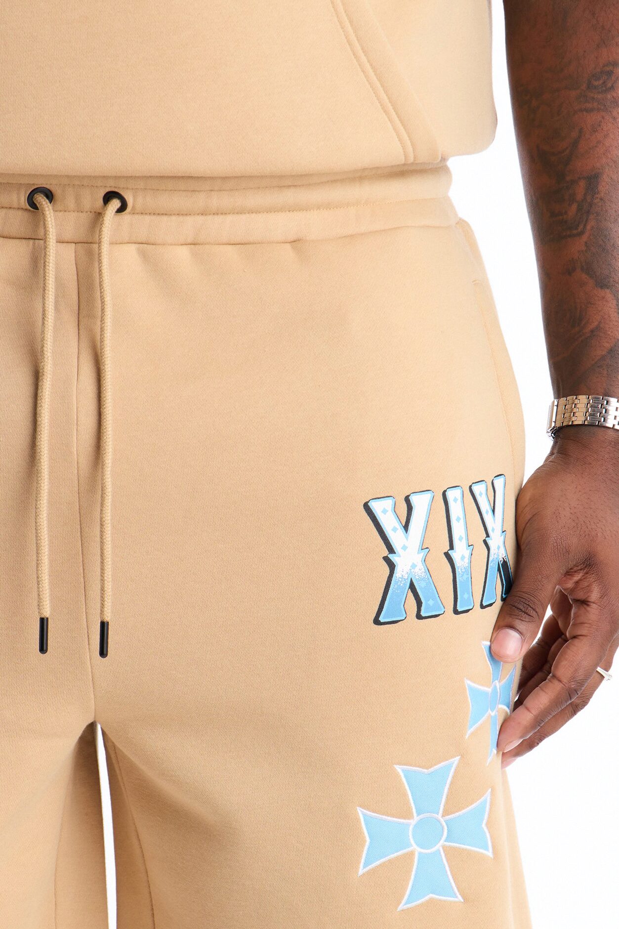 Eagles Fly Sweatshorts - Khaki