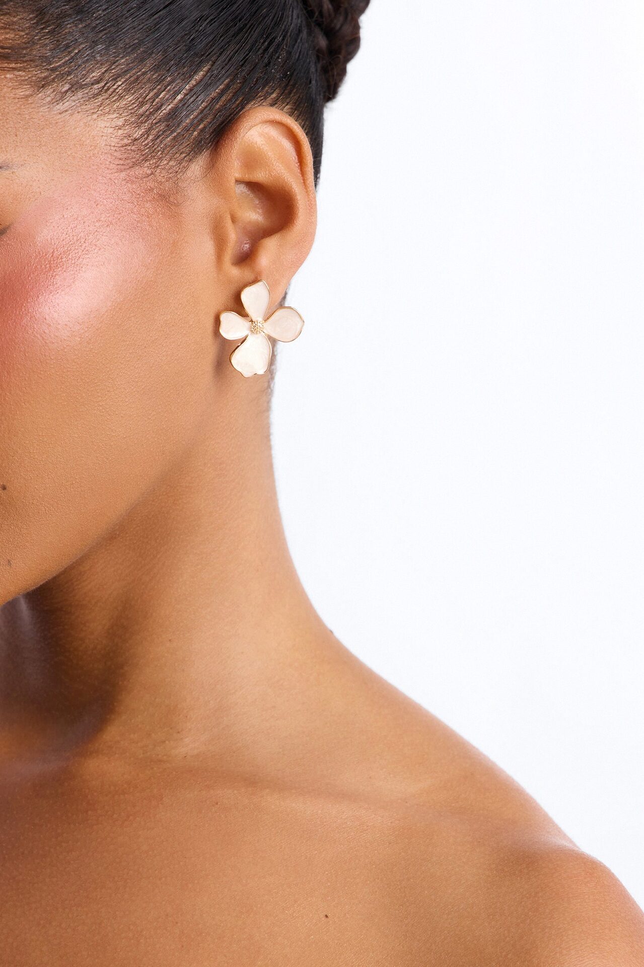 Flora Muse Earrings - White/Gold