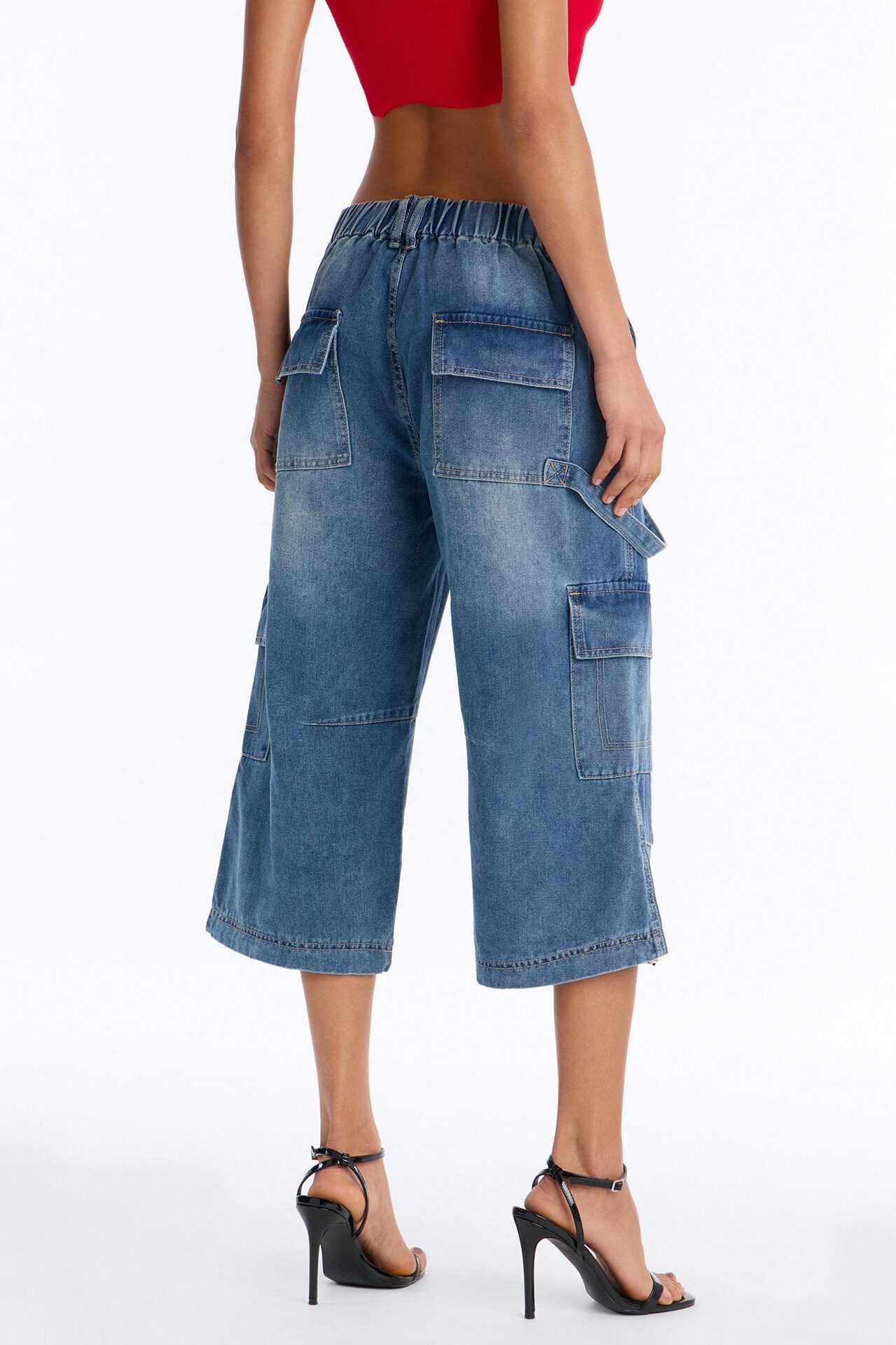 Next Mission Jogger Capri Jeans - Medium Wash