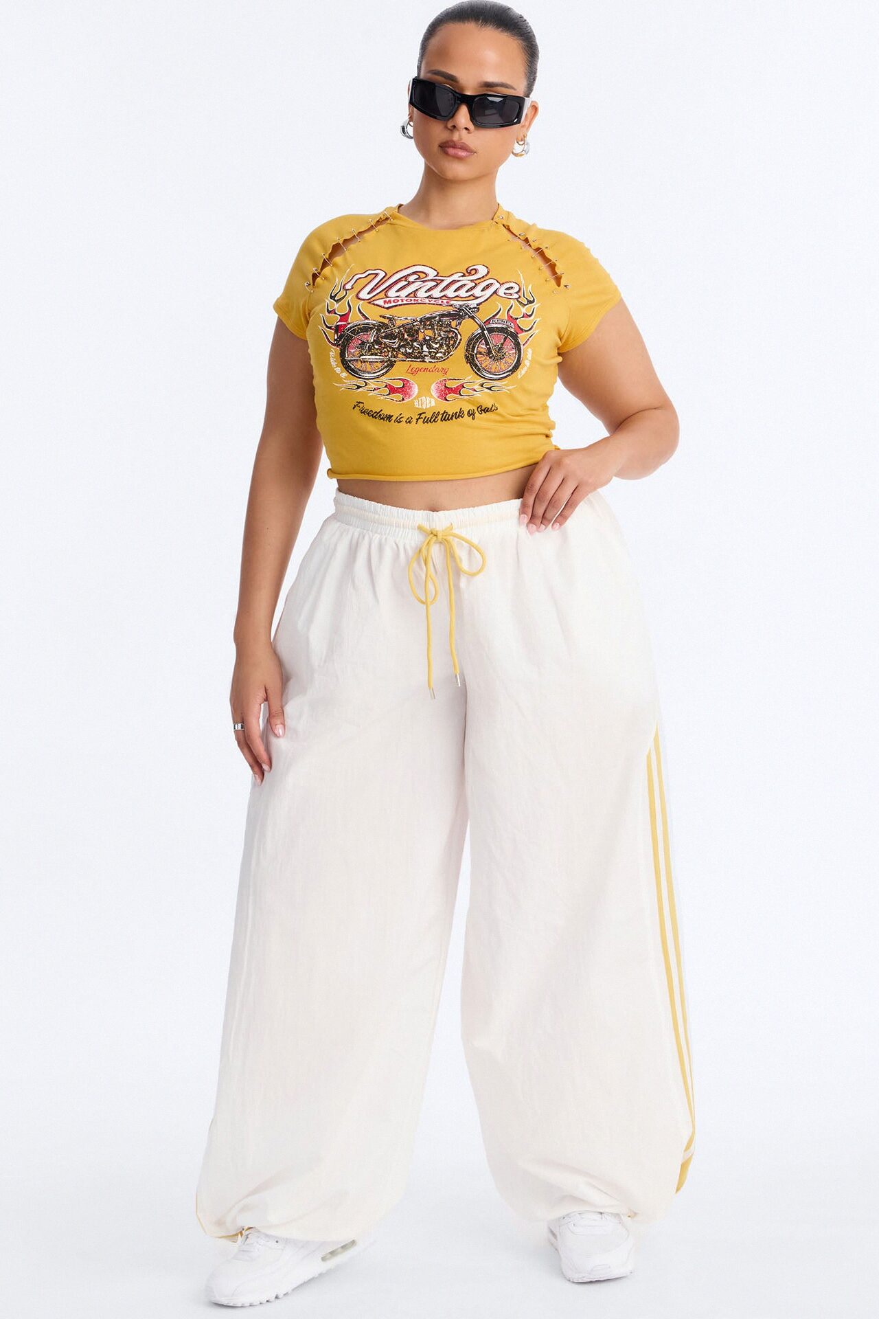 Astrid Low Rise Windbreaker Jogger Pant 30″ - White