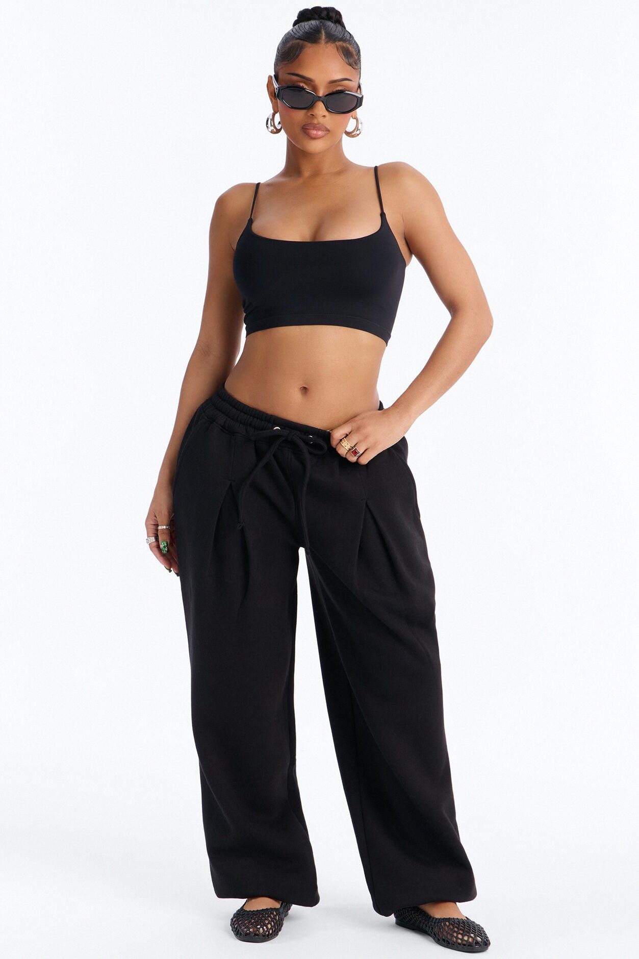 Mia Pleated Fleece Jogger Pants - Black