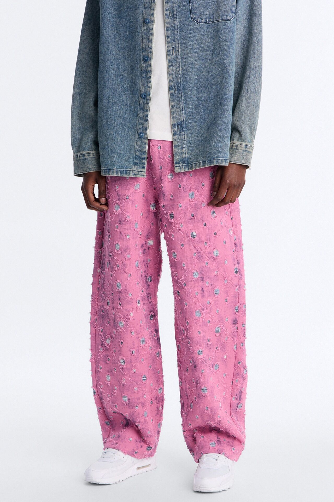 Baggy Frayed Illusions Jean - Pink