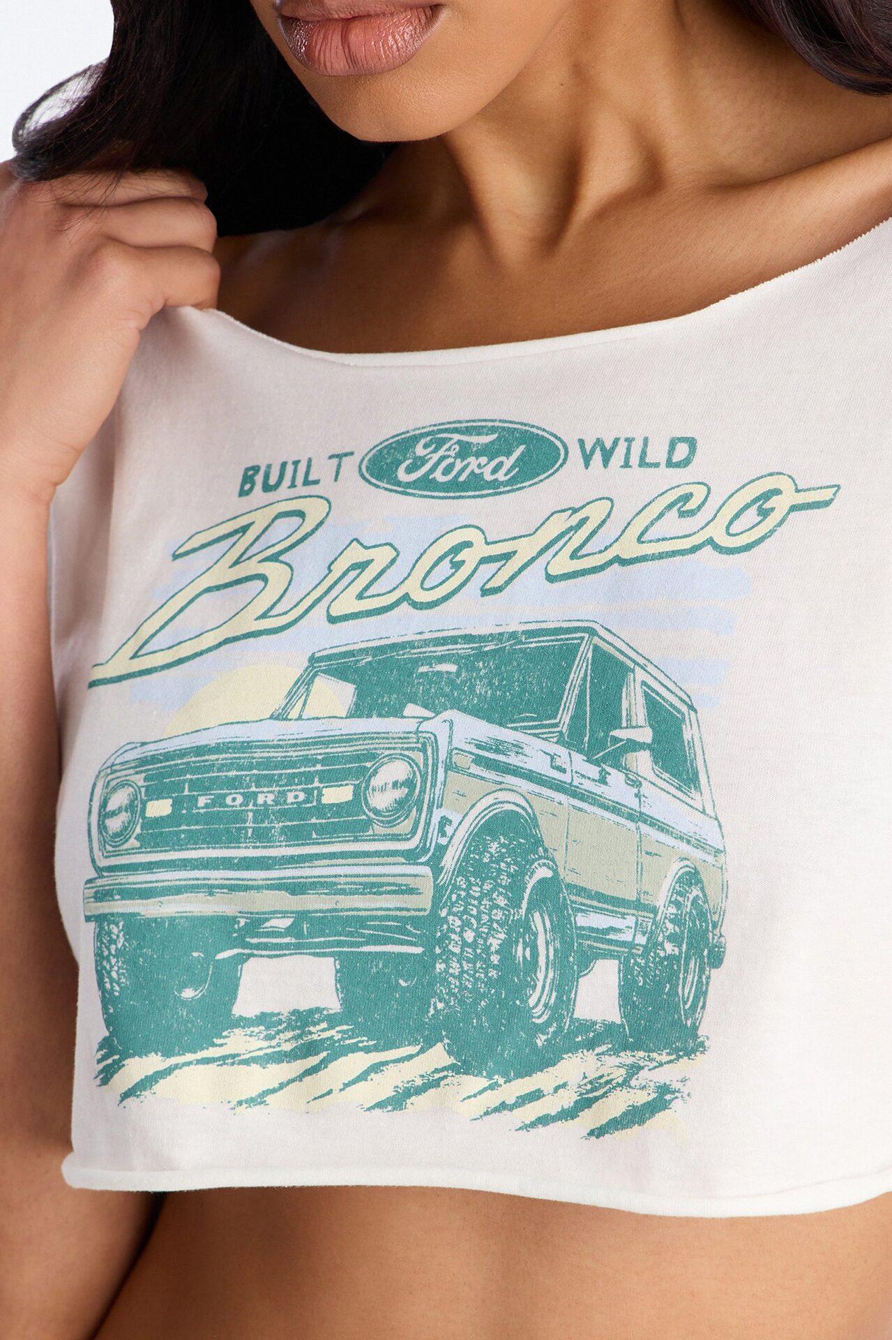 Bronco Off Shoulder Tee - Cream