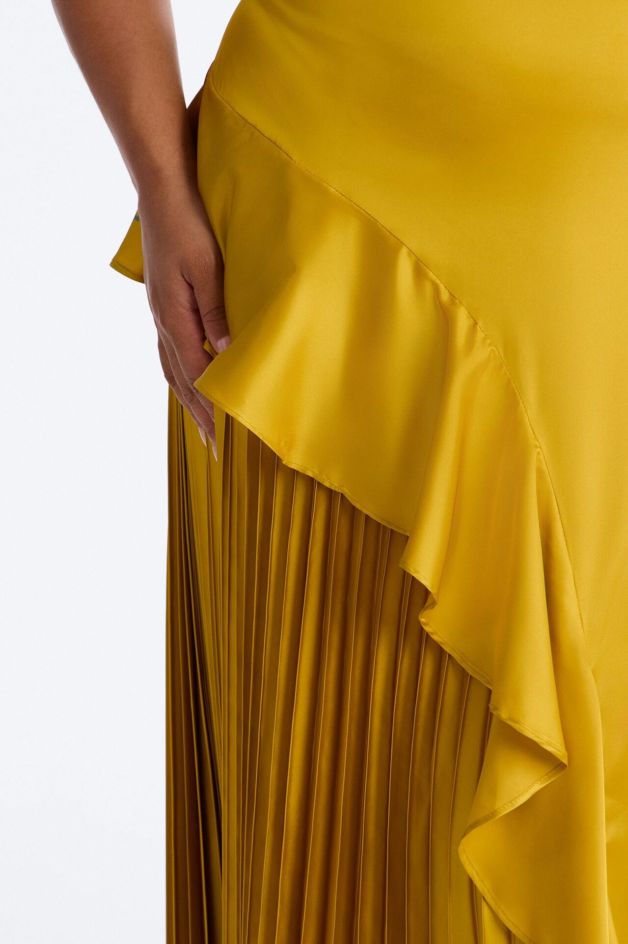 Veronica Pleated Ruffle Satin Gown - Gold