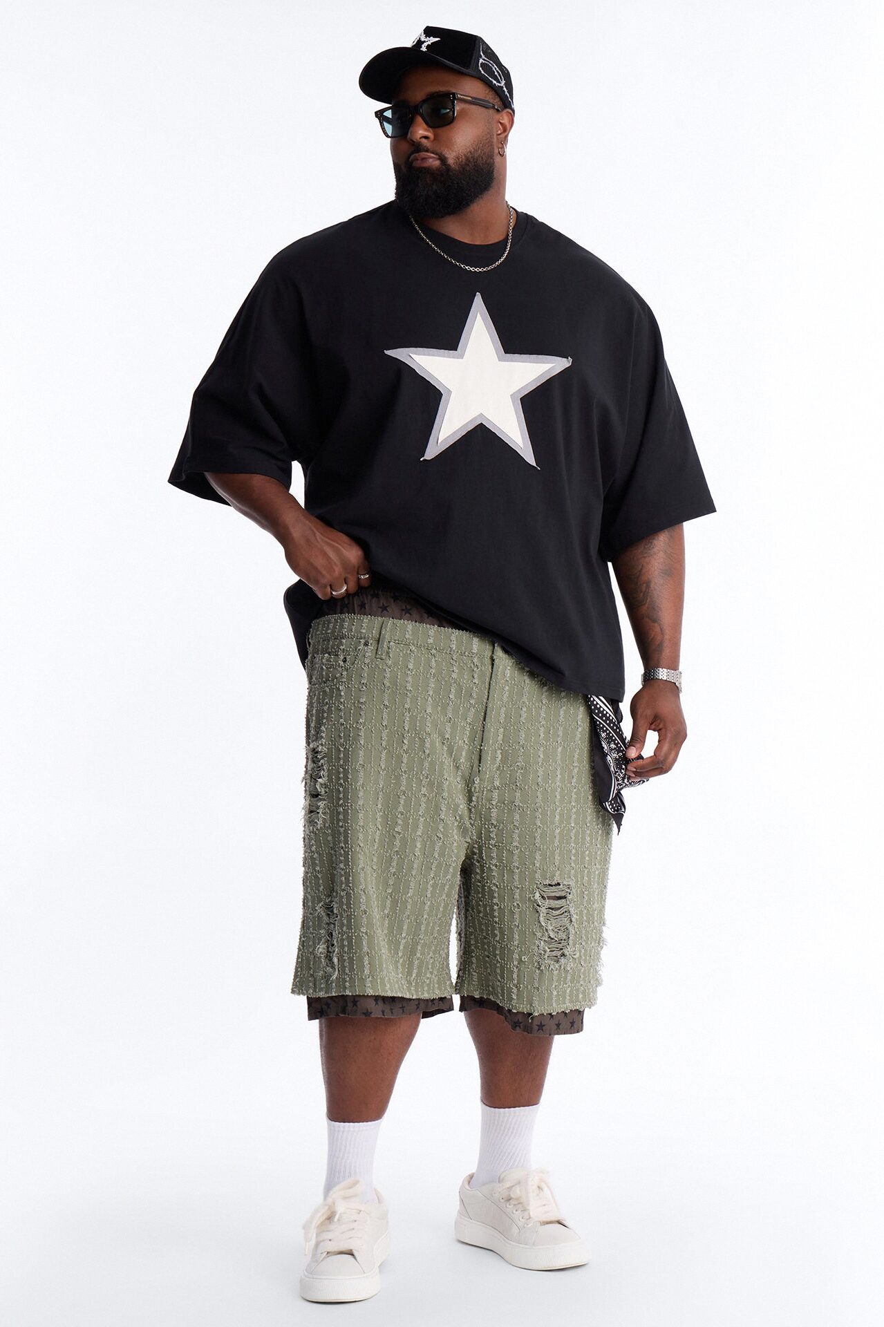 Baggy Double Waisted Stars And Distressed Short - Olive