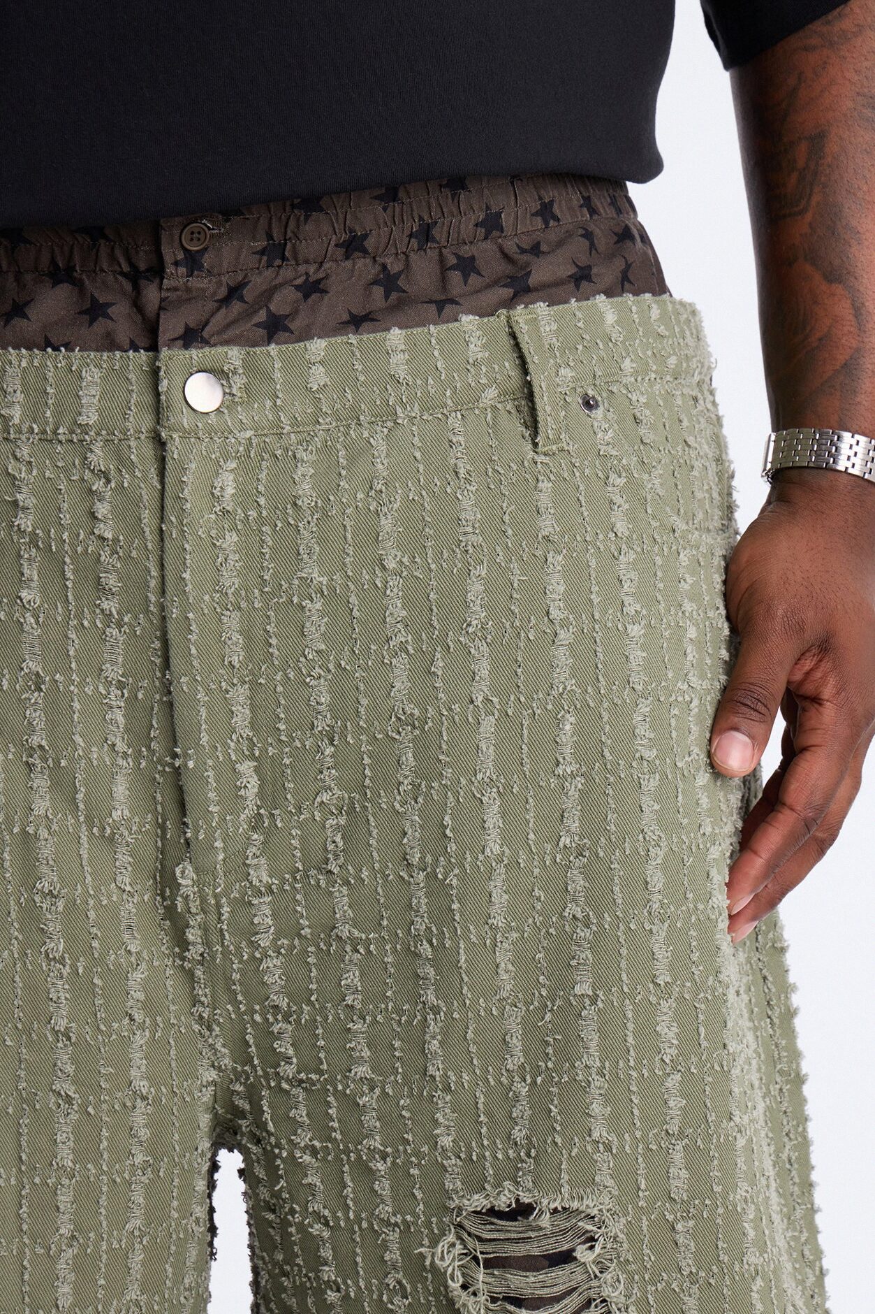 Baggy Double Waisted Stars And Distressed Short - Olive