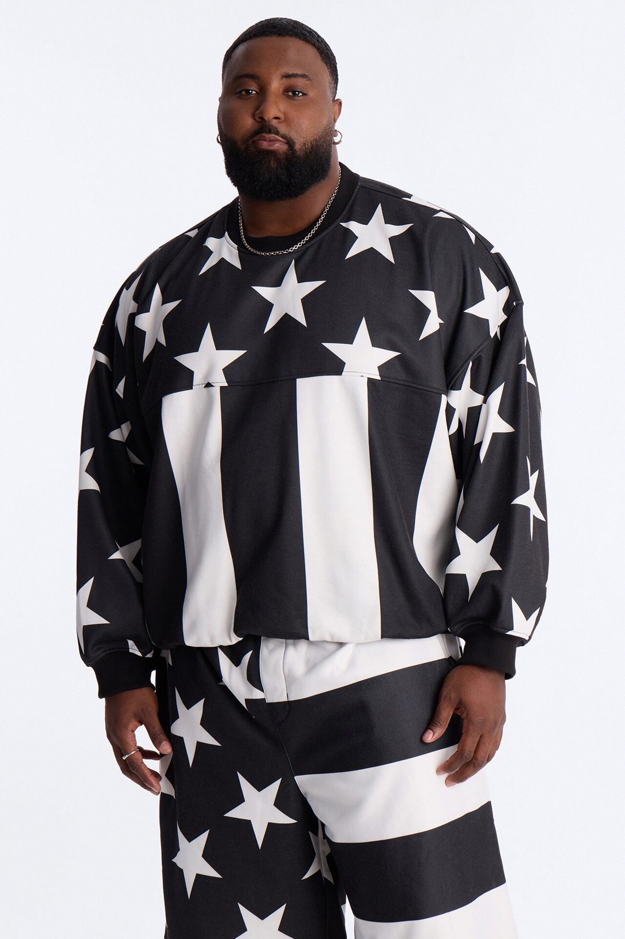 Stars And Stripes Oversized Crew Neck Sweatshirt - Black/White
