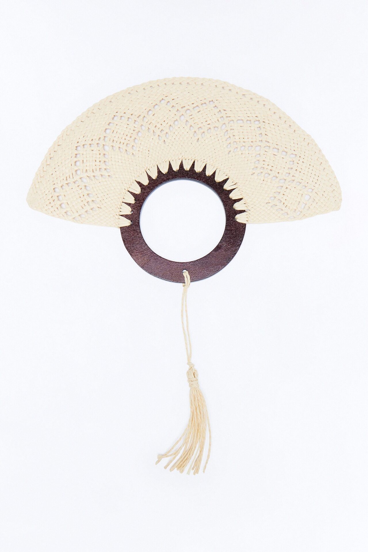 Walking On Air Crochet Fan - Ivory