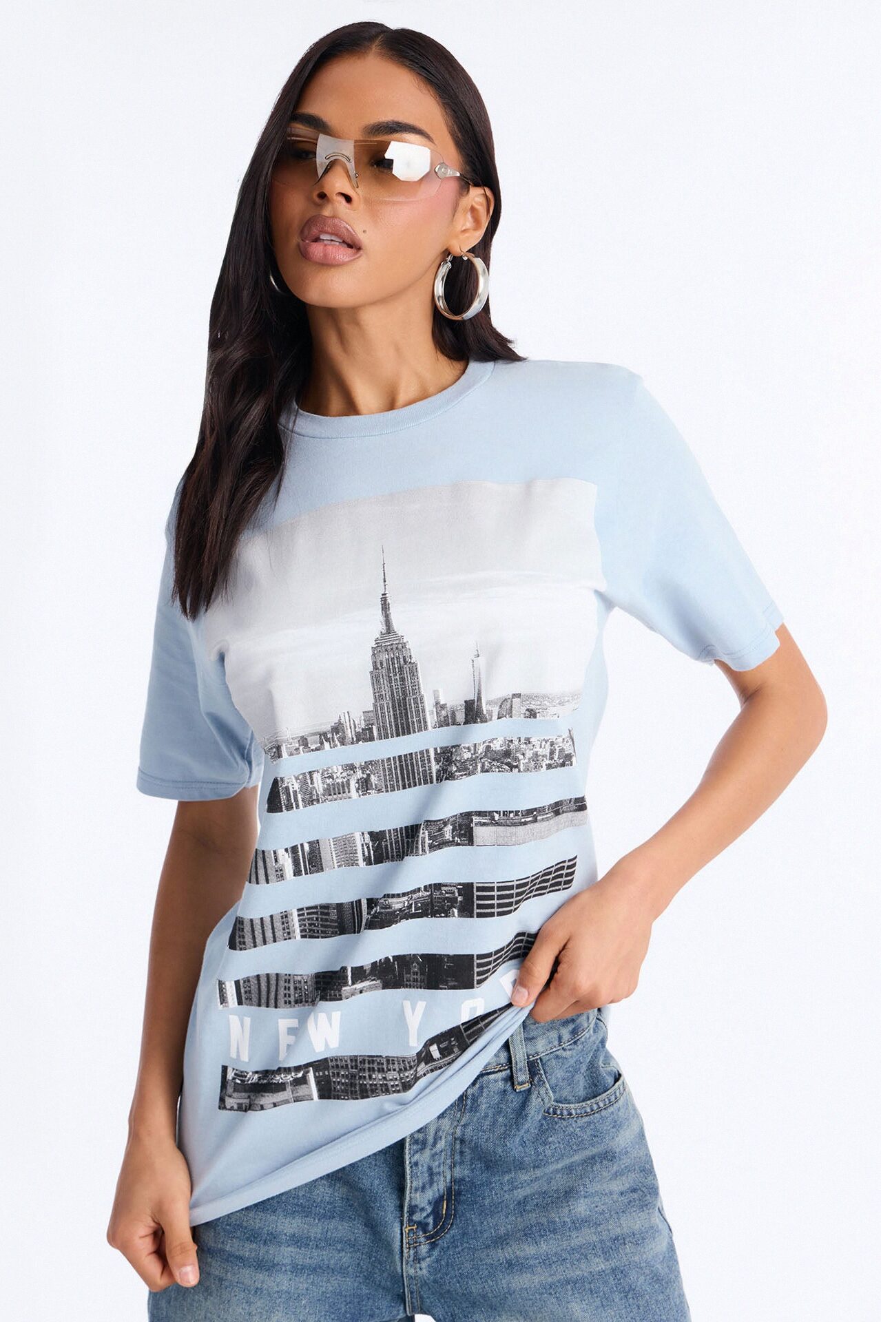 Skyline Views New York Tee - Light Blue