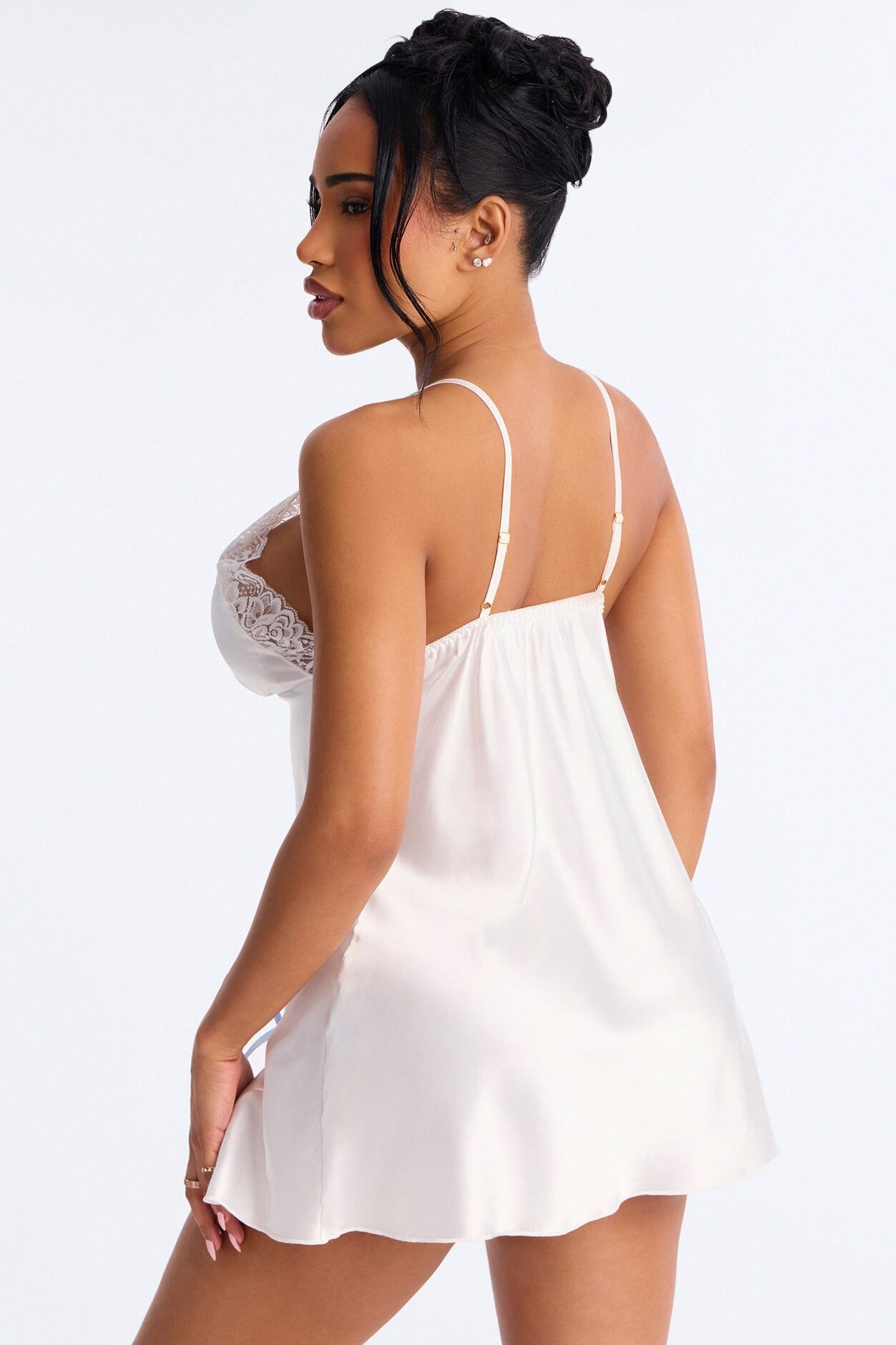 Elisia Lace Trimmed Chemise - White