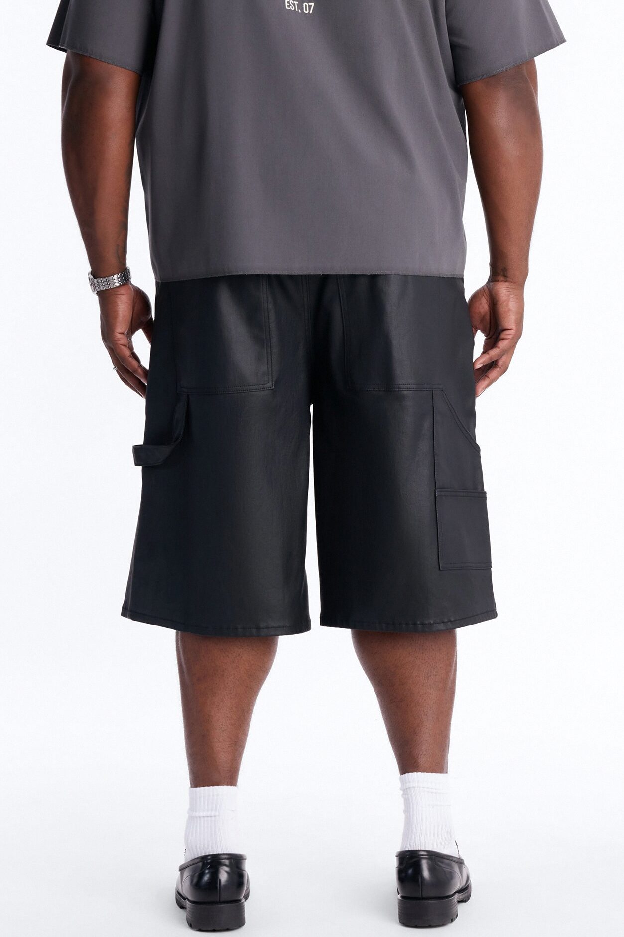 Baggy Liquid Coated Waxed Short - Black