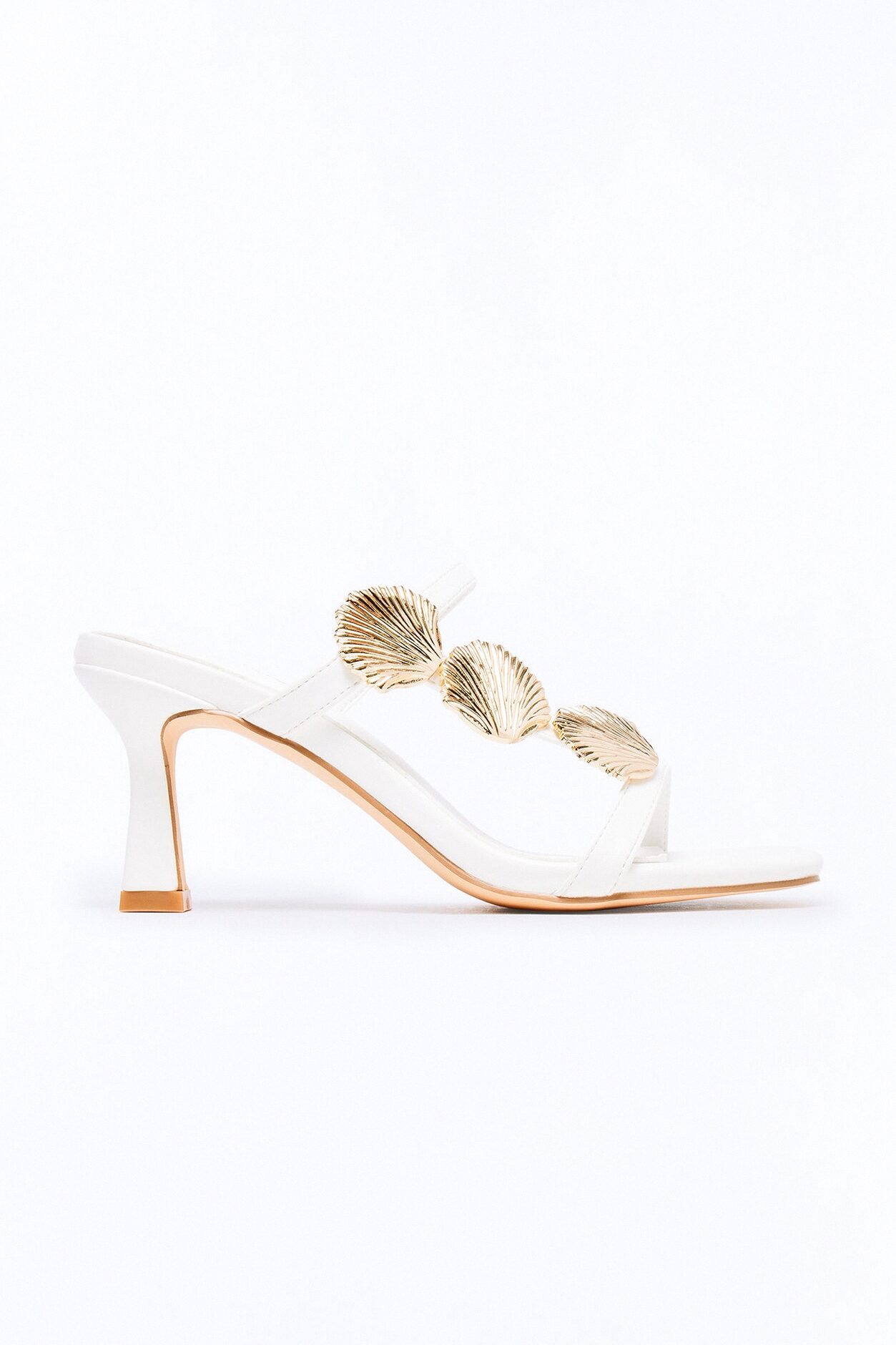 Ripple Hardware Seashell Heels - White