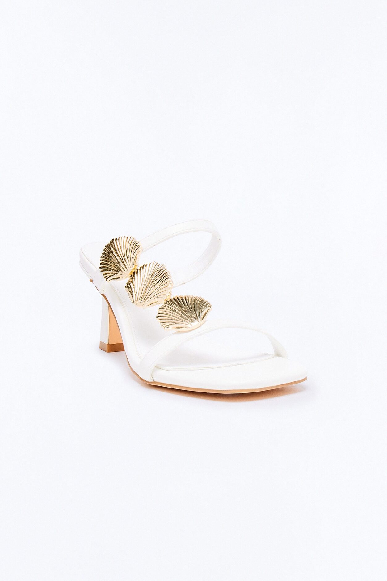 Ripple Hardware Seashell Heels - White
