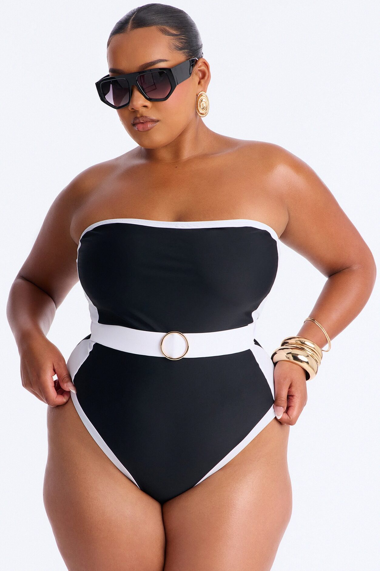 Sunny Days Colorblock Hardware Strapless 1 Piece Swimsuit - Black/White