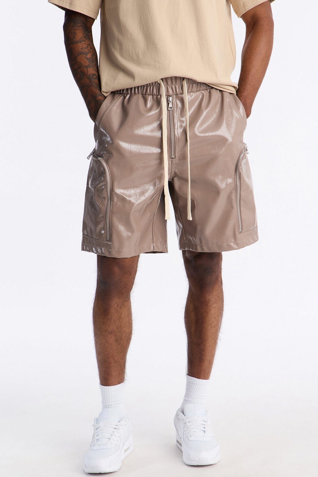 Relaxed Concordia Faux Leather Short - Brown