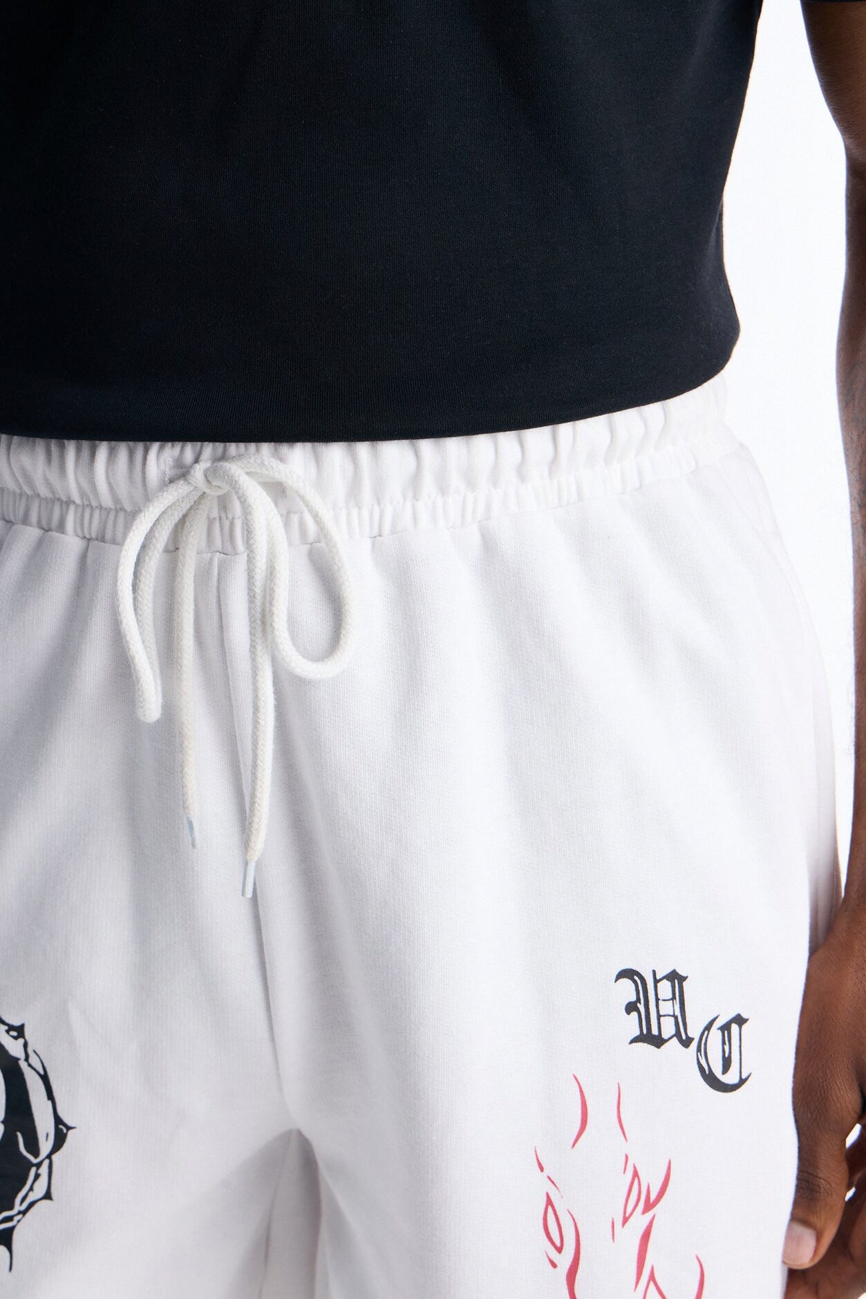 Unlucky Club Sweatshorts - White